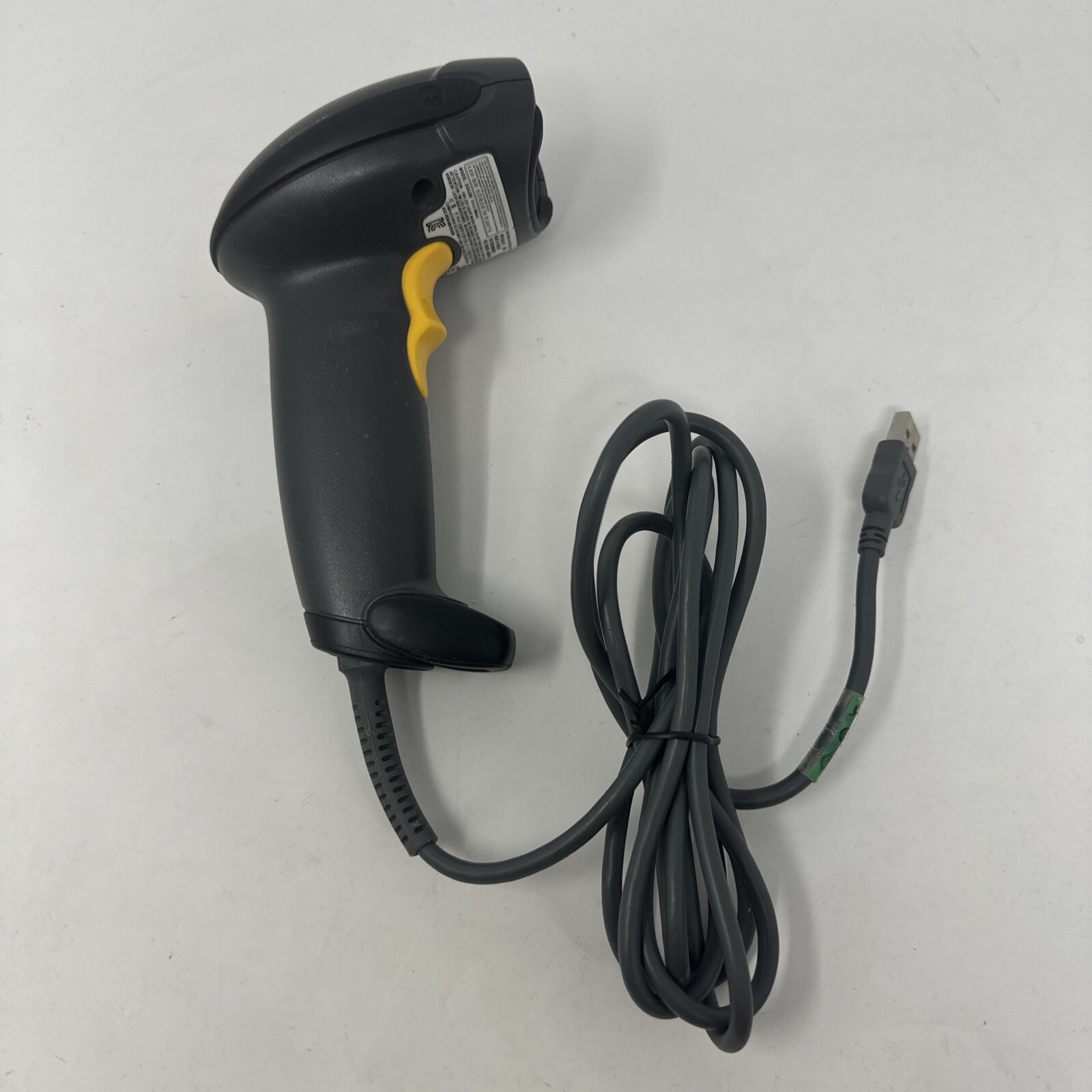 Motorola DS4208-SR00007WR Handheld USB Barcode Scanner with USB Cable