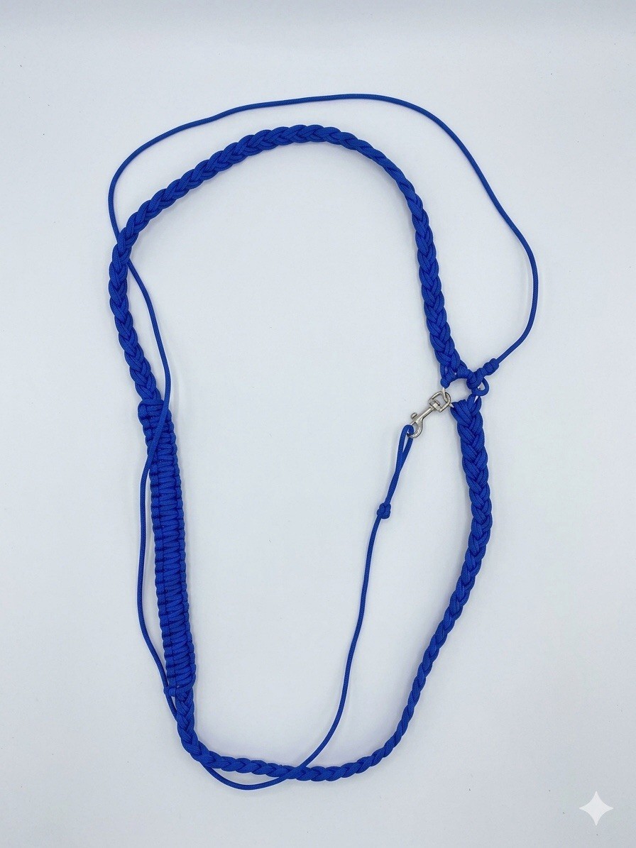 Blue paracord, hands free game drag