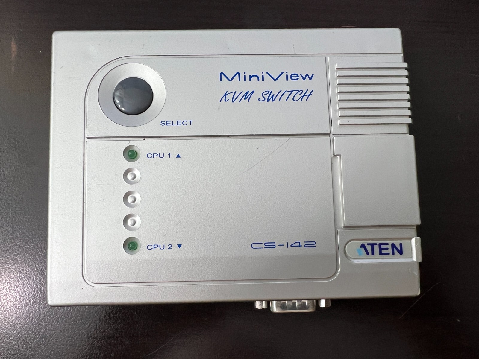 ATEN Miniview KVM Switch CS-142