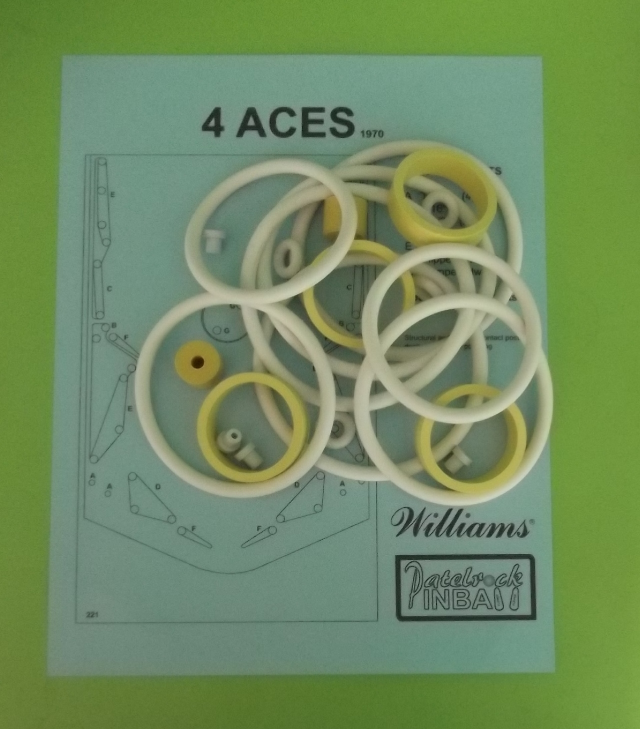 1970 Williams 4 Aces / Four Aces Pinball Machine Rubber Ring Kit