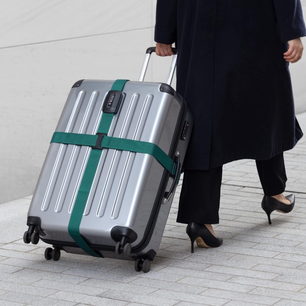 Navaris TSA Luggage Strap - Secure Adjustable Strap with Combination Lock