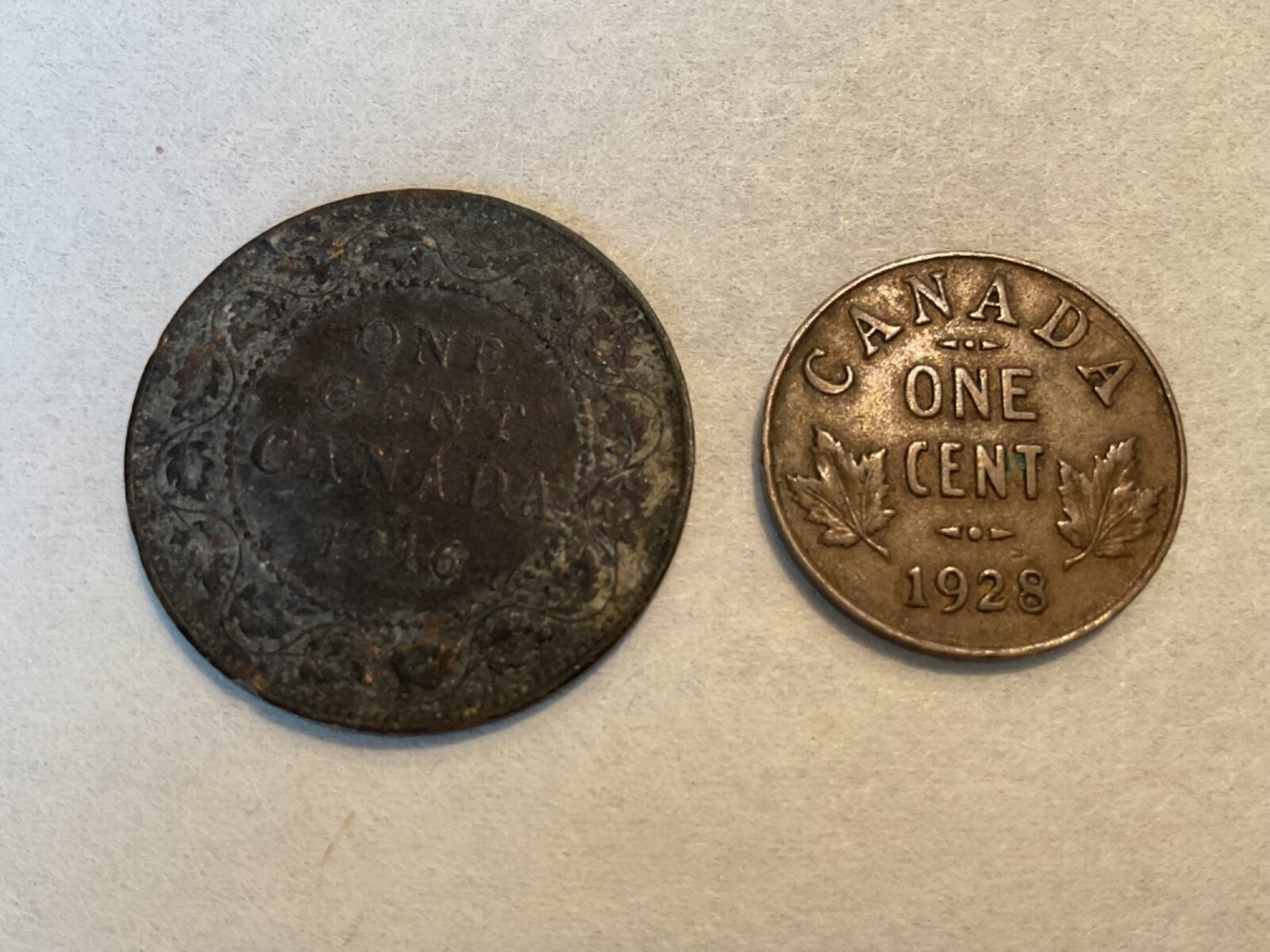 Lot of 2 Canada Coins 1916 Copper Cent & 1 1936 Copper Cent