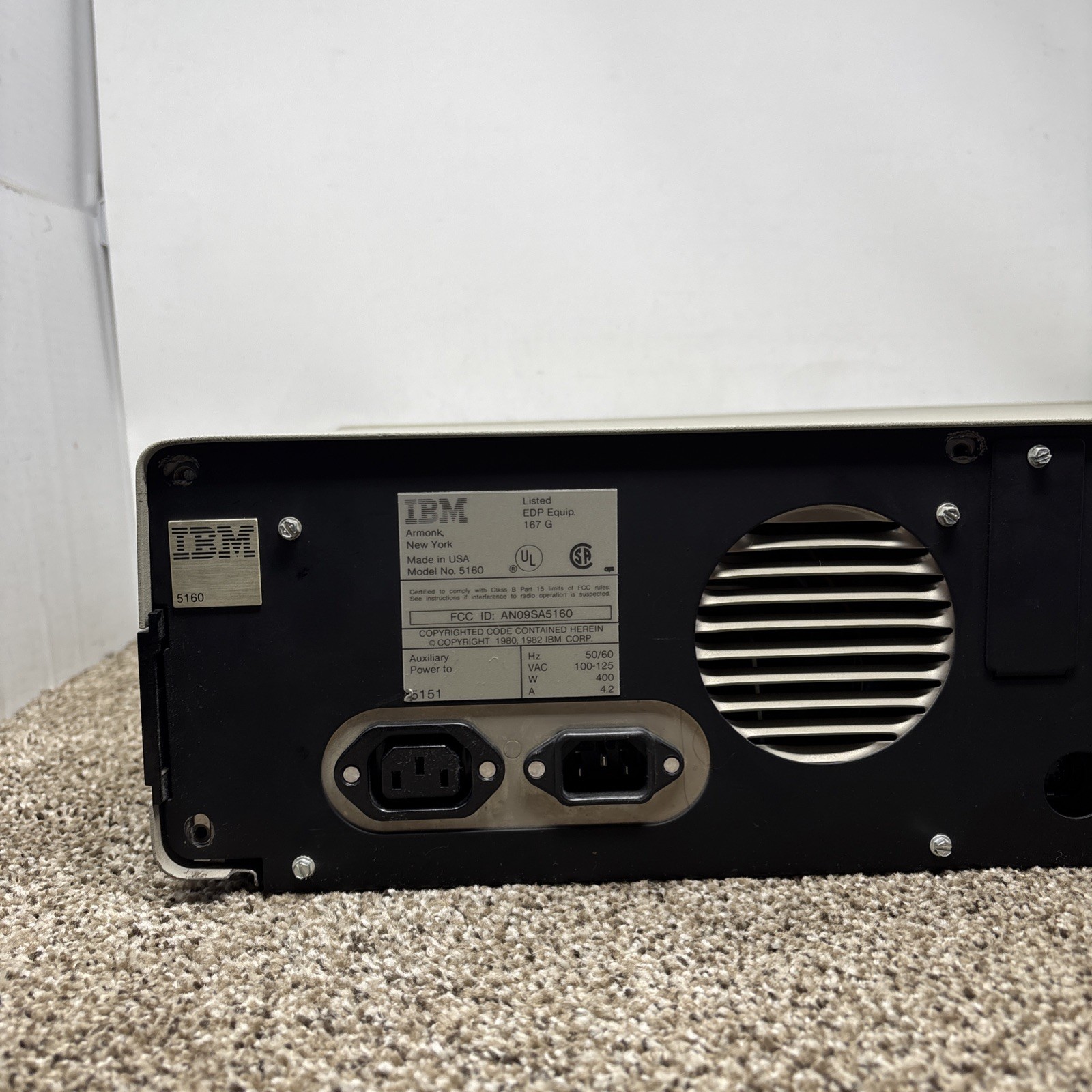 IBM 5160 XT FOR PARTS BOOTS TO BASIC Vintage Personal Computer Retro READ