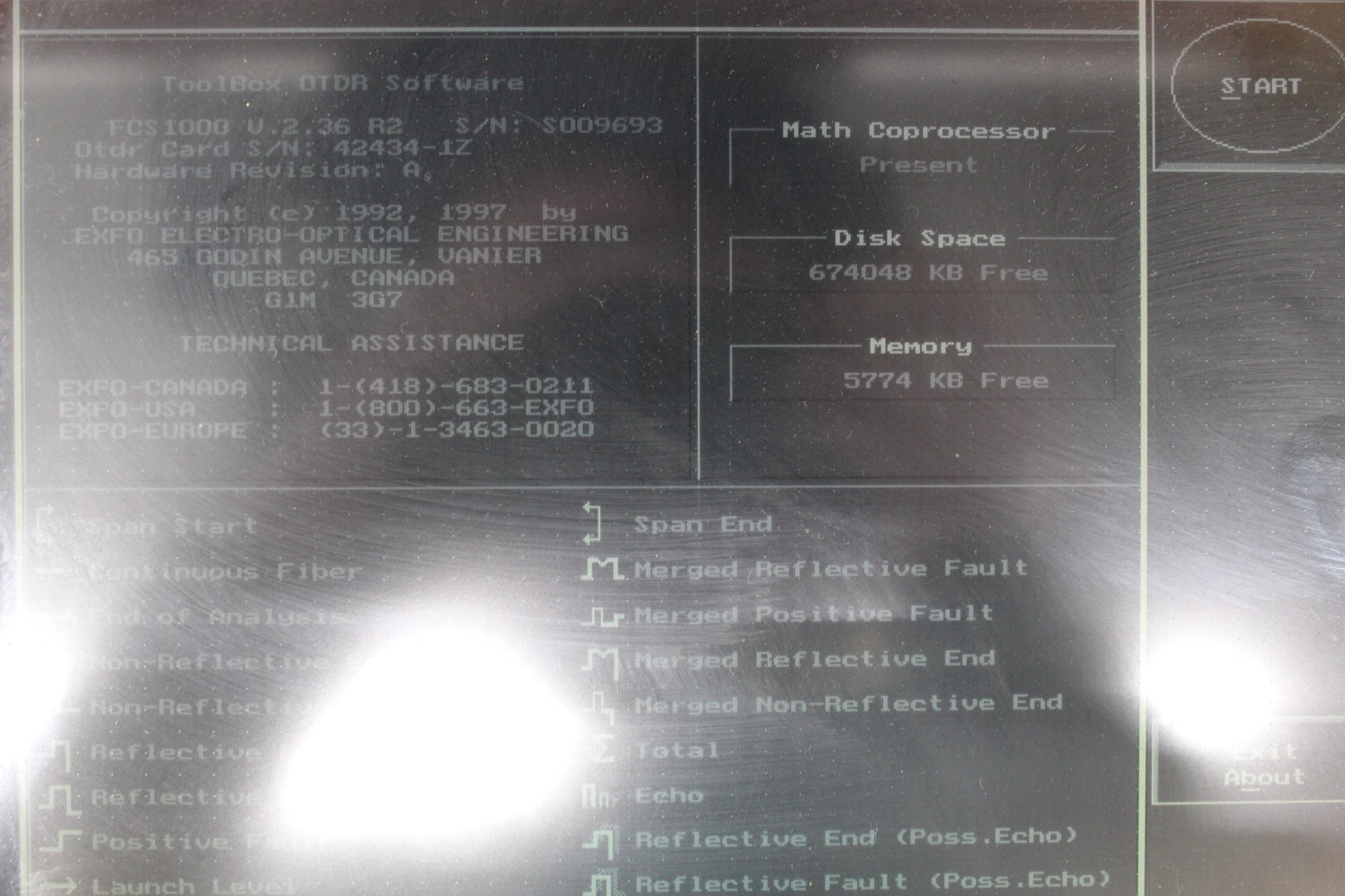 EXFO FTB-300 Universal Test System OTDR w/ FTB-7400 Module Keyboard and Case