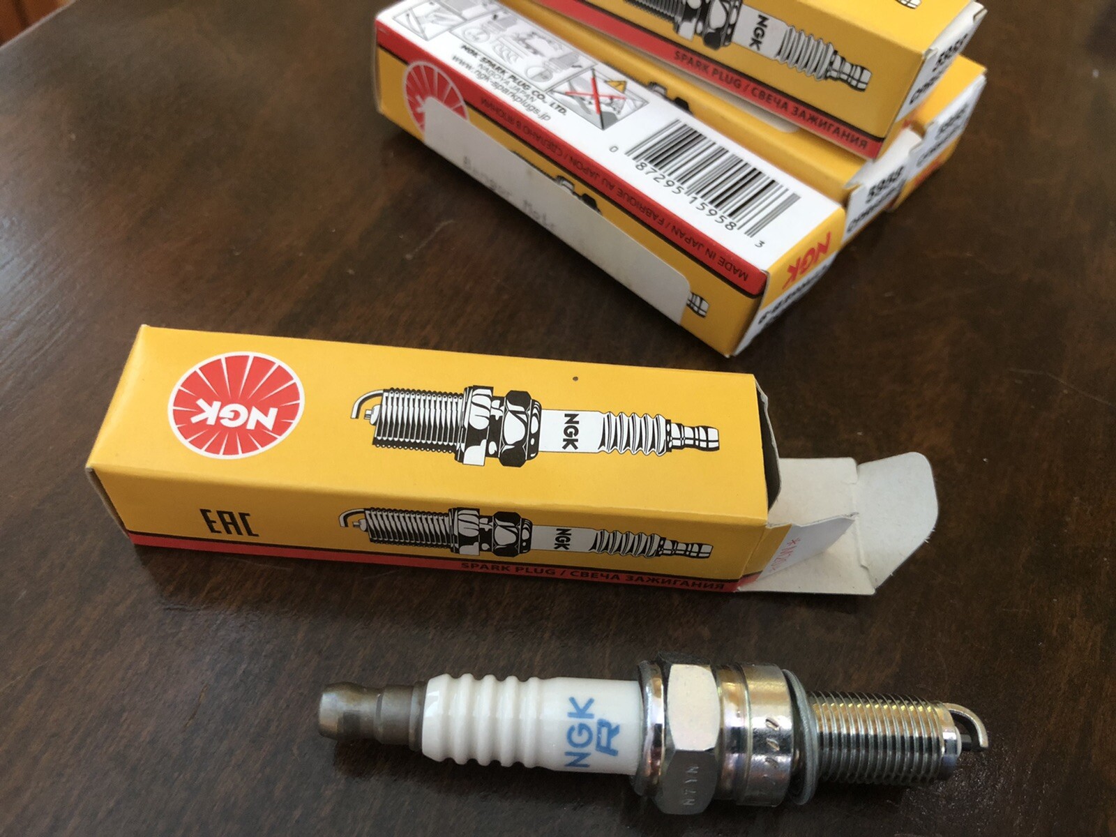 NGK 5958 CPR6EB-9 Nickel Spark Plug Quantity FIVE