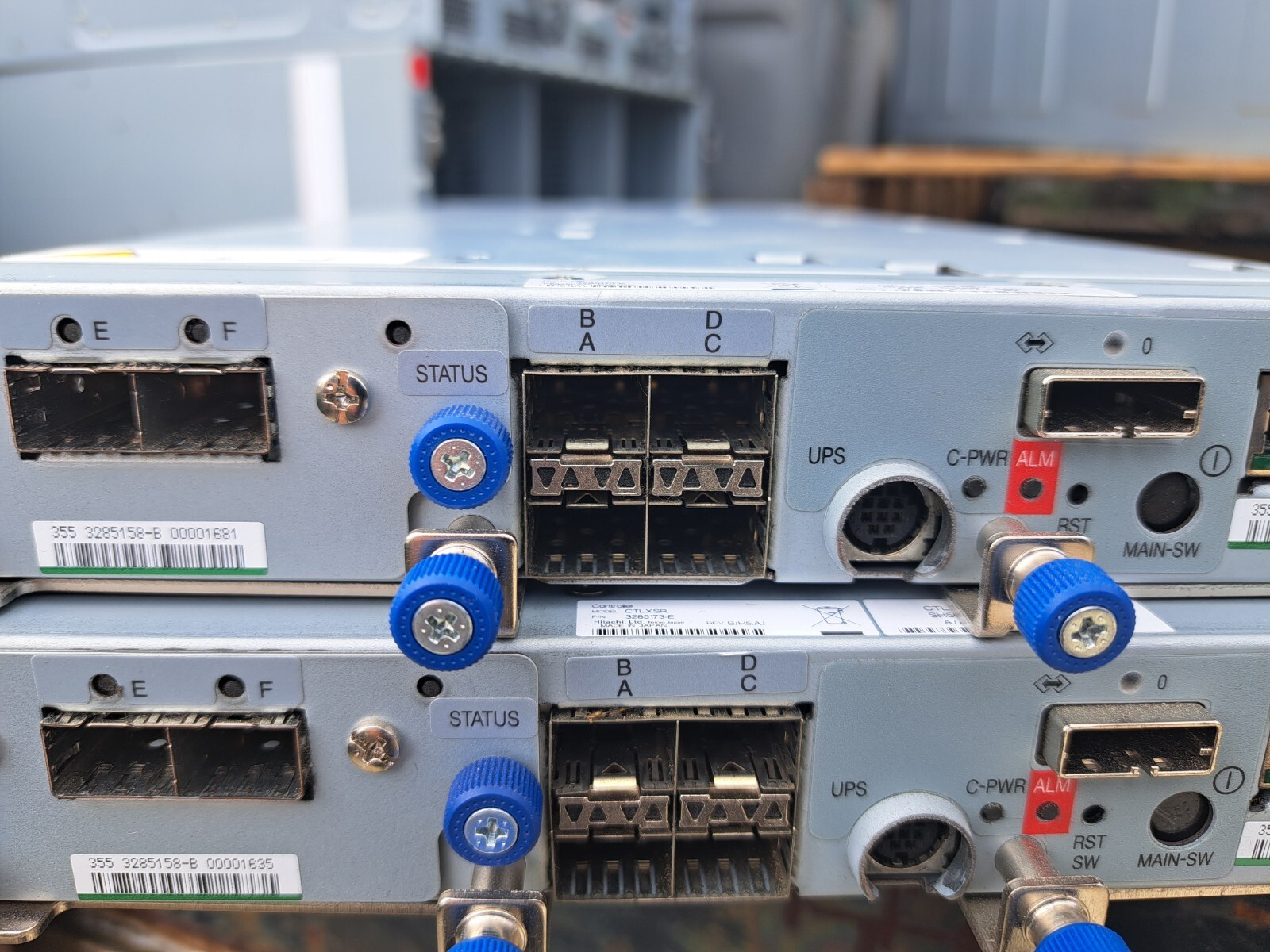 2x - HITACHI CTLXSR 3285173-E 4X SFP SAS STORAGE CONTROLLER
