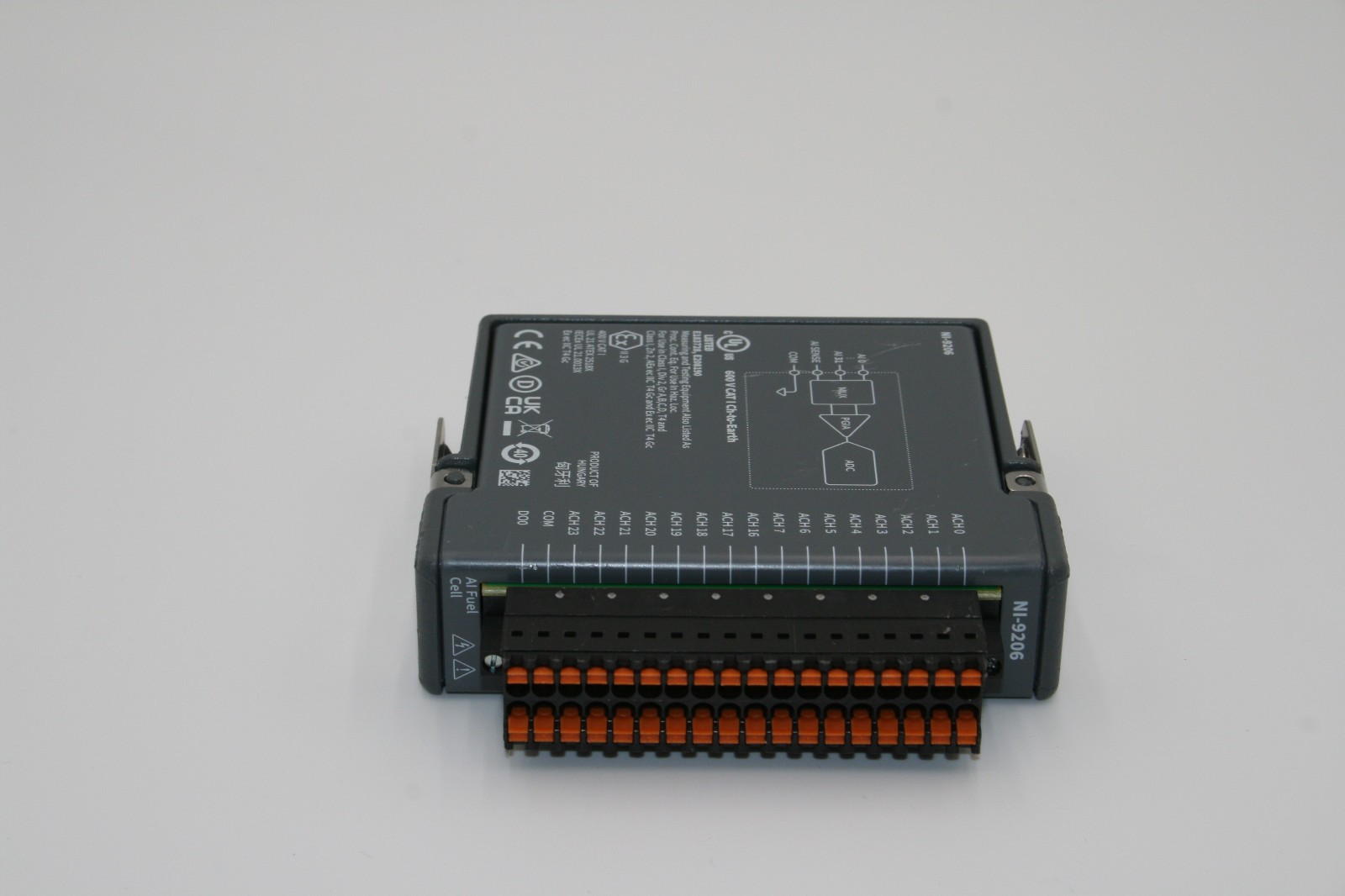 National Instruments NI-9206 151516C-01L 16-Bit Analog Input for Fuel Cells