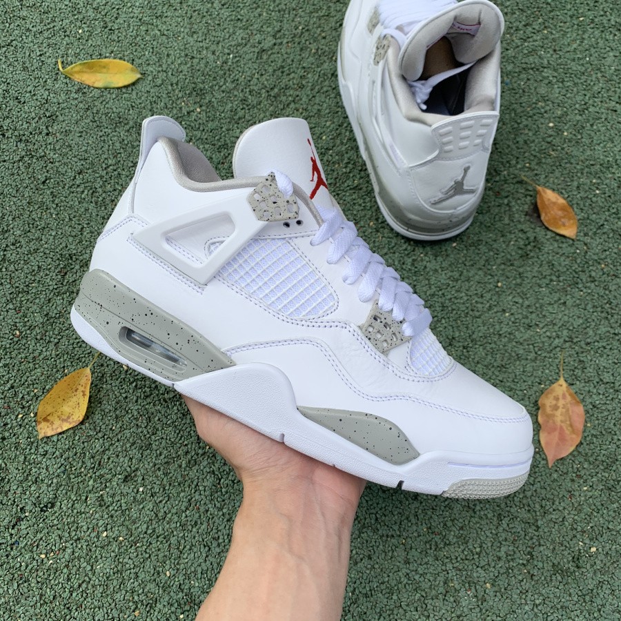 AJ 4 Retro Mid White Oreo CT8527-100 in Stock
