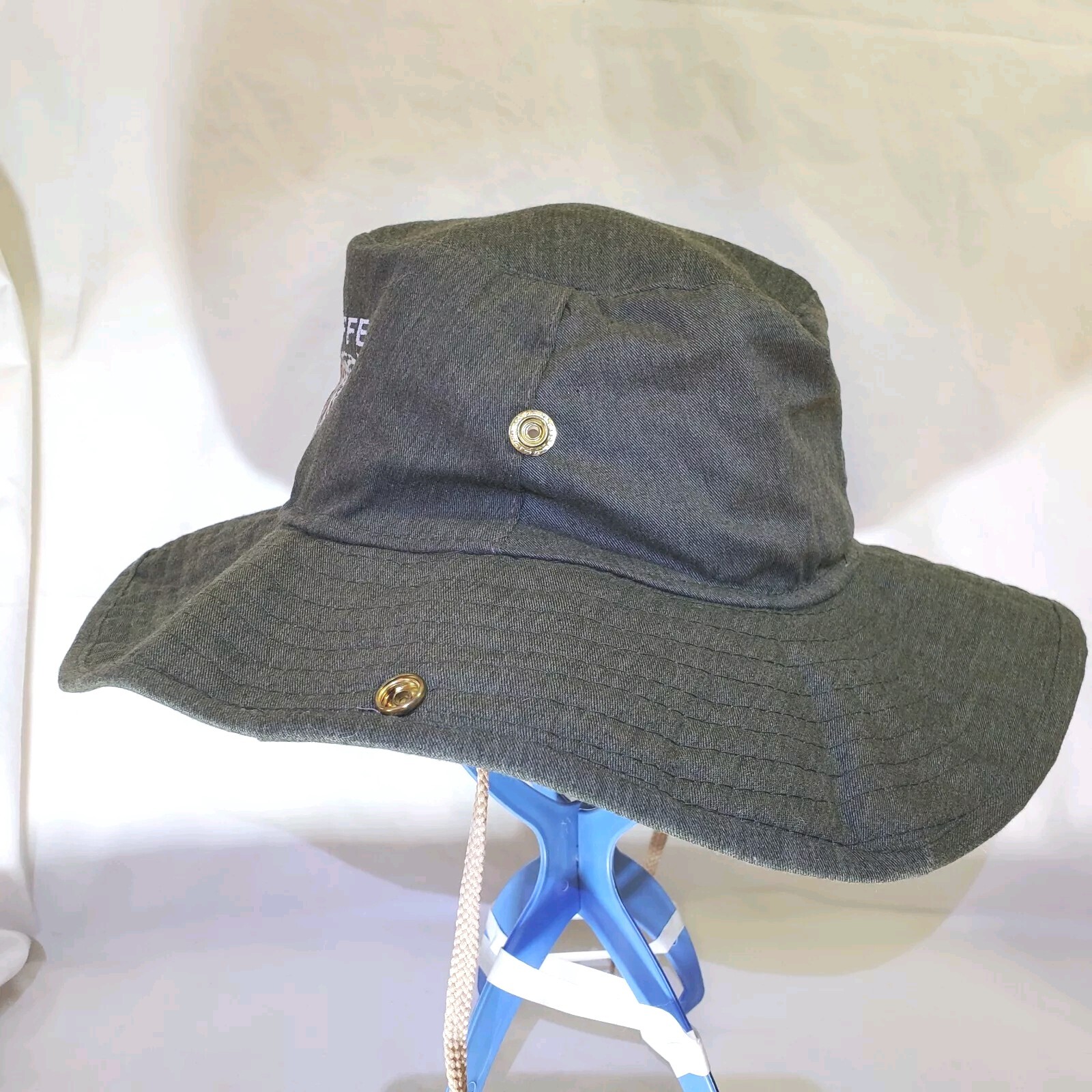 Safari Hat Medium. Made In KENYA Unisex [3] *"Jambo Kenya" Lion Giraffe & ZEBRA
