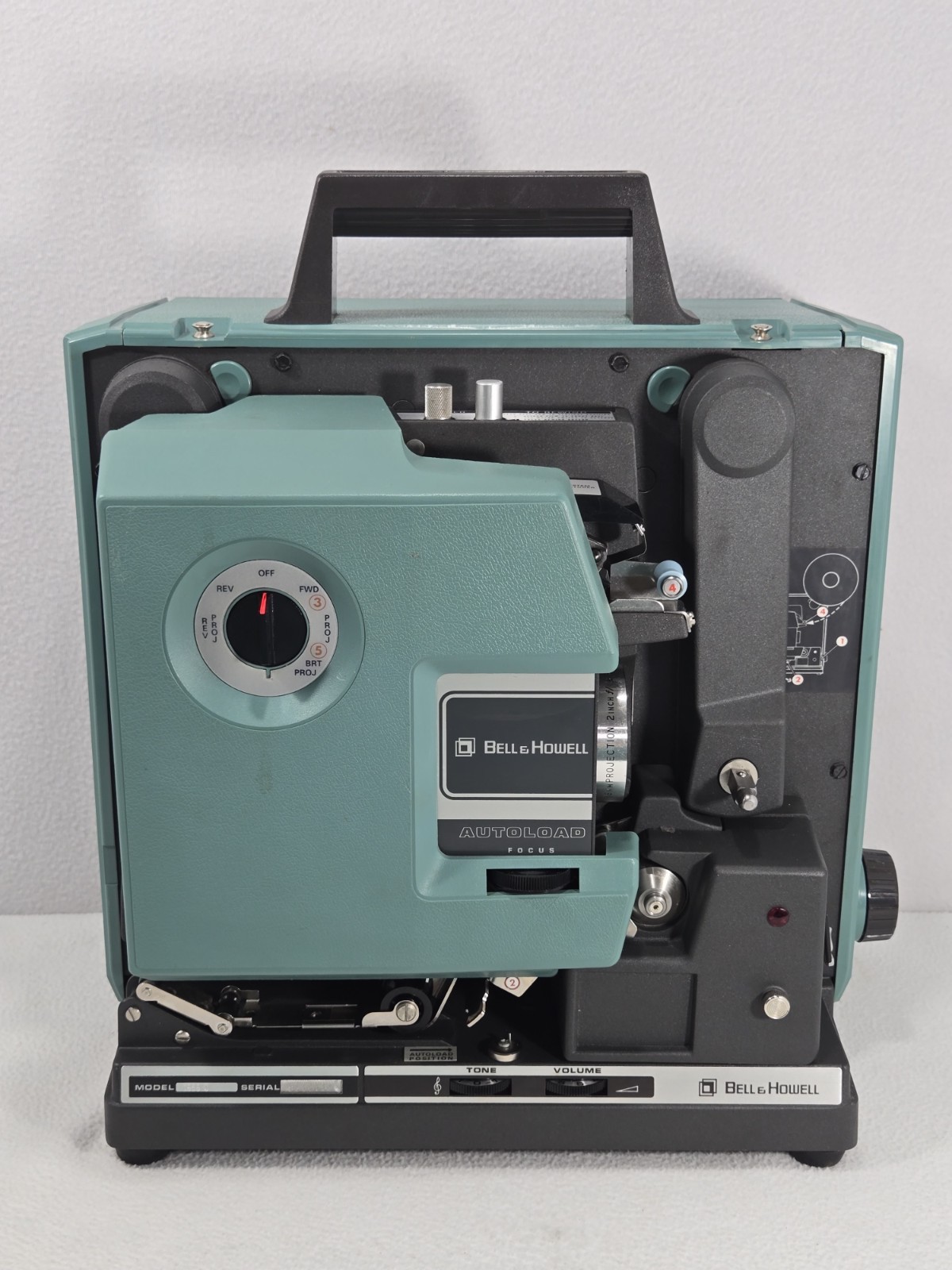 Bell & Howell 1585 C Filmosound 16mm Sound Auto Load Desktop Projector Green