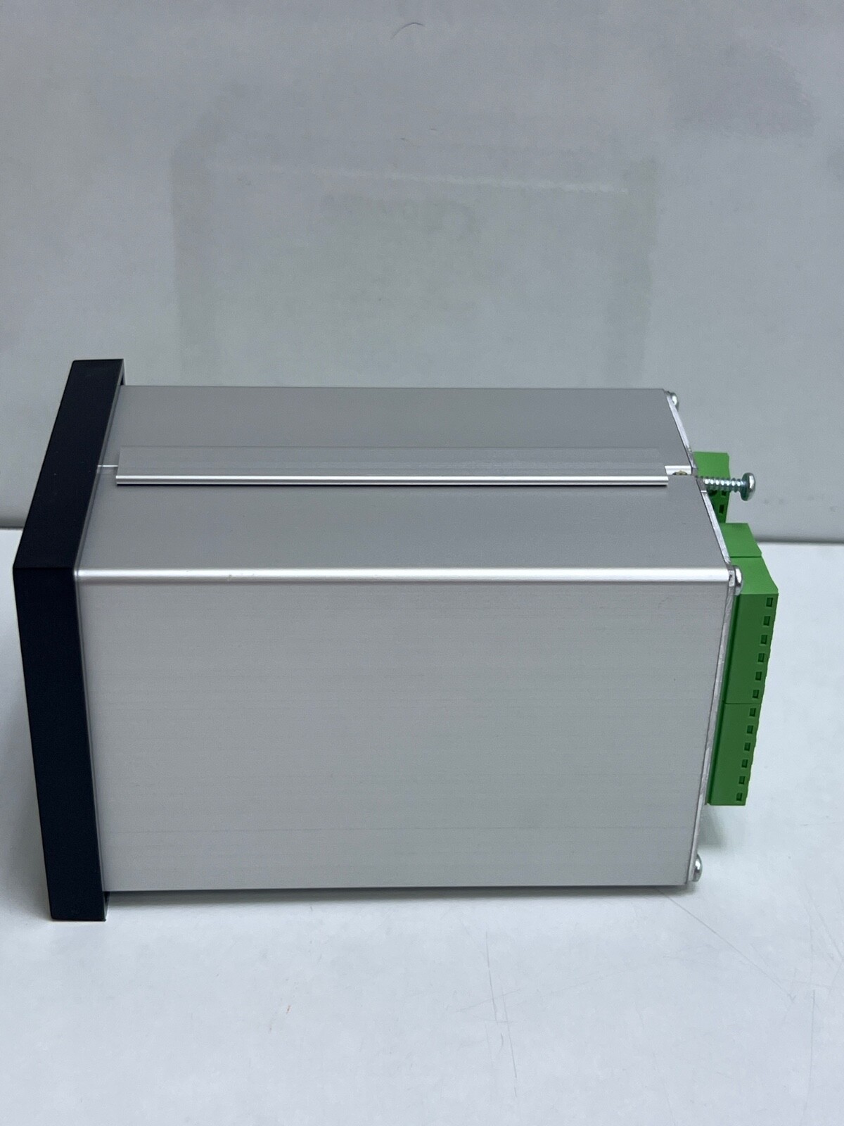 OMEGA CN606RTD3 TEMPERATURE CONTROLLER