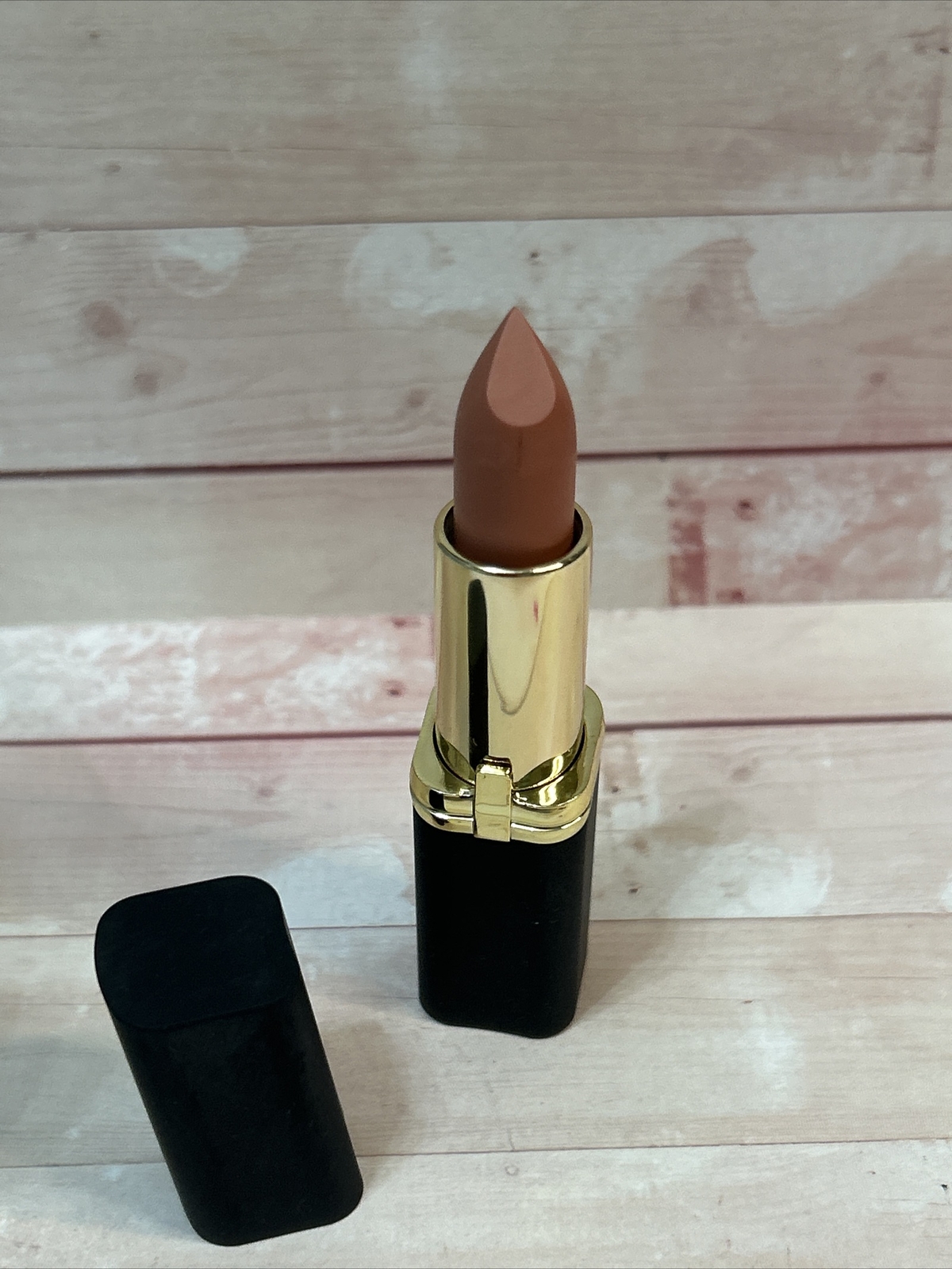 LOREAL COLOUR RICHE LIPSTICK 802 MATTE-STERPIECE 0.13oz