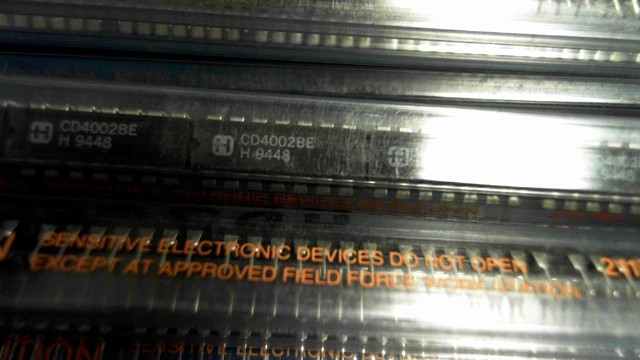 New (48pcs) CD4002BE HARRIS SEMI IC Logic