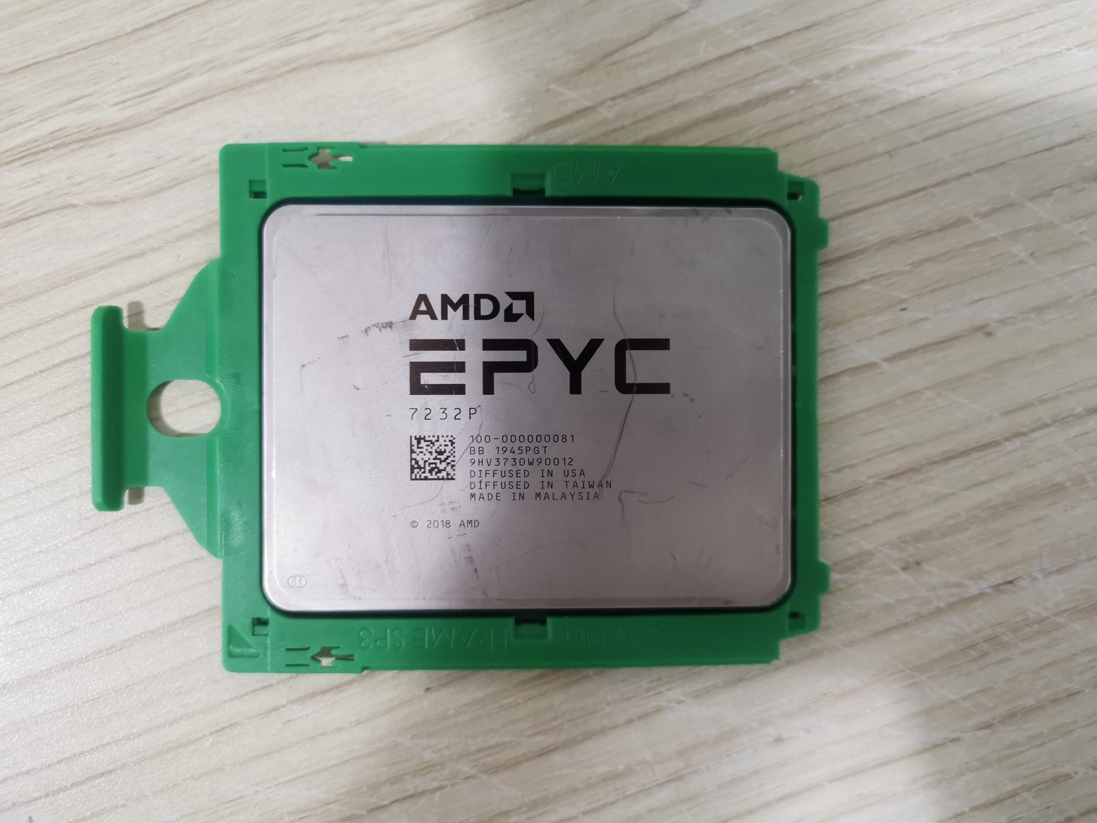 AMD EPYC 7232P CPU processor 8C 16T Clocked at 3.1GHz L3Cache 32MB 7nm Dell Lock
