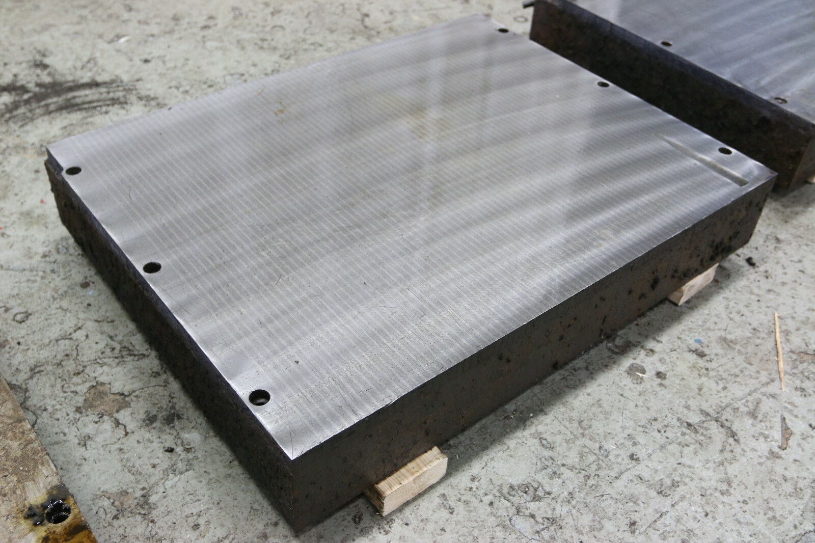 24" X 31" MAGNETIC CHUCK: YODER  #69947