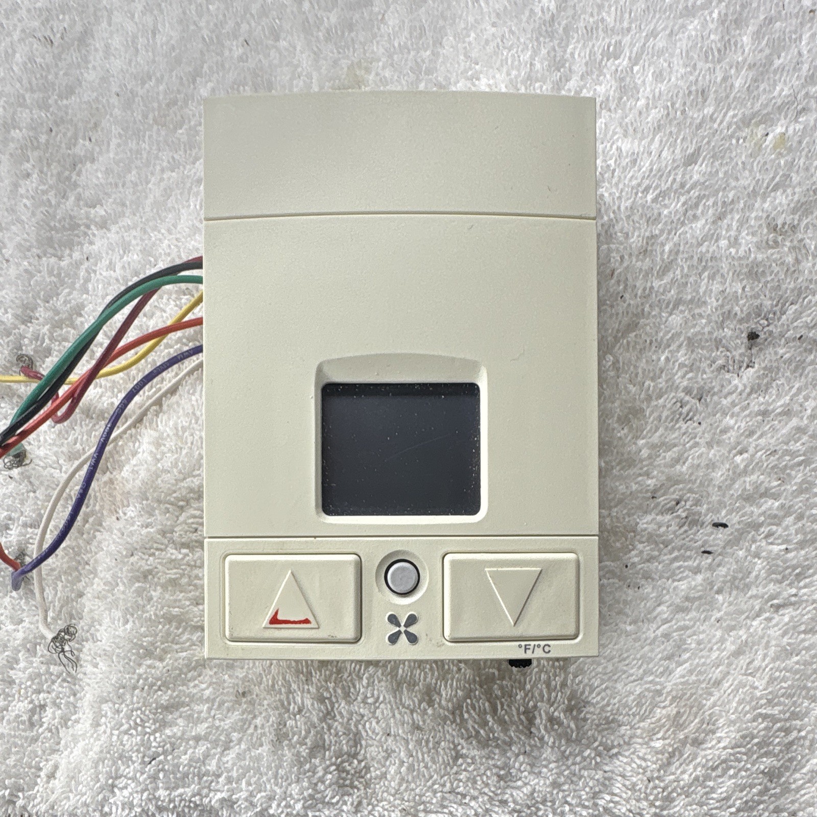 PSG Programmable Thermostat 24v Digital Display Push Button Controls White