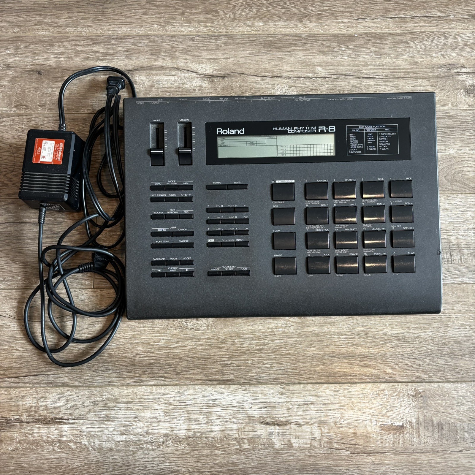 Roland R-8 Human Rhythm Composer / Drum Machine