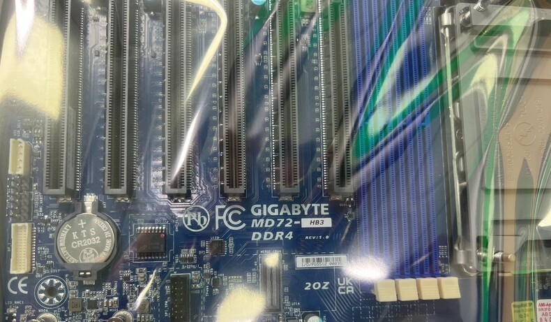 Gigabyte MD72-HB3 New Industrial Automation Part