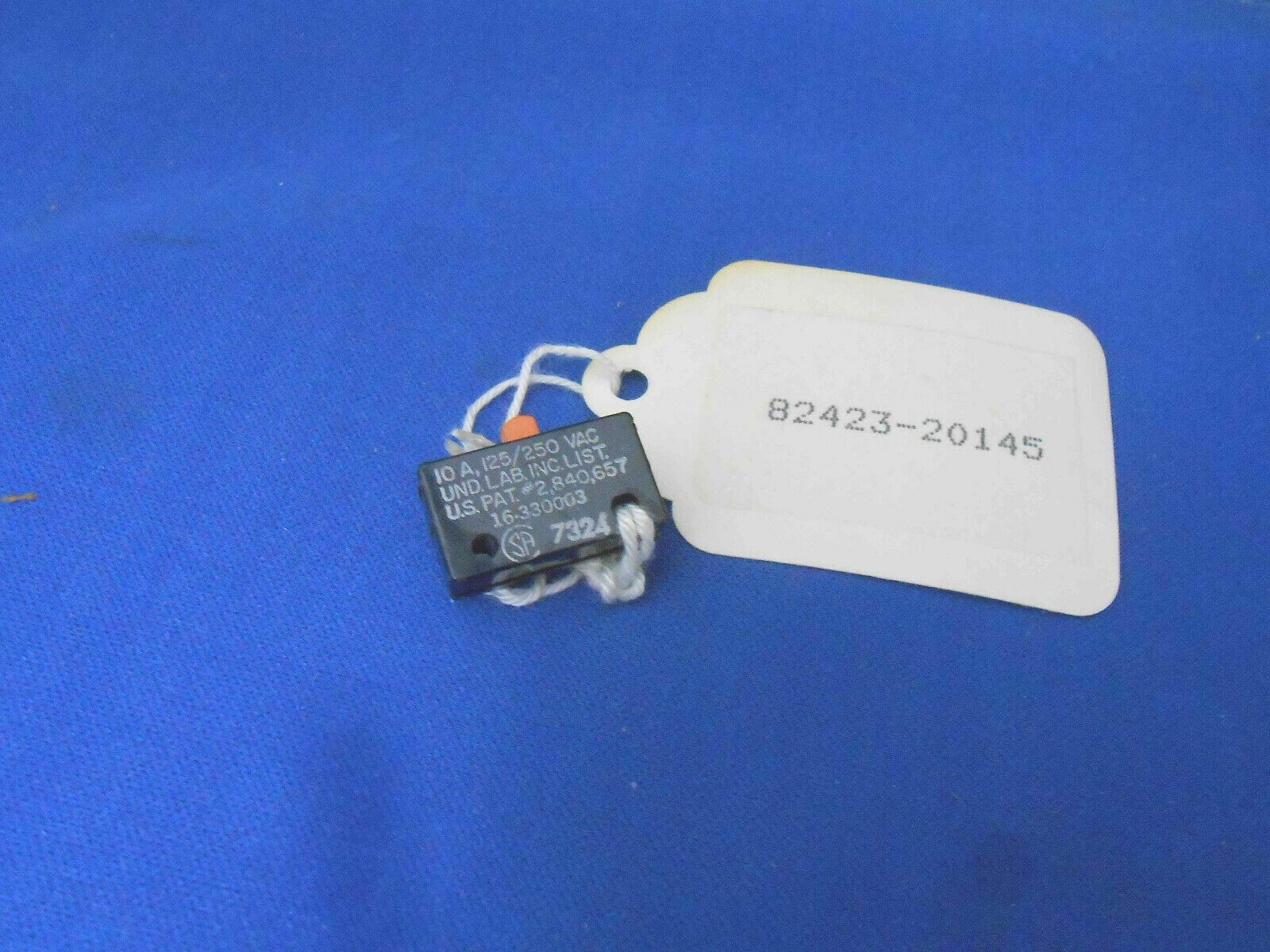 20145 KLEINSCHMIDT MICROSWITCH 1 POLE SINGLE THROW  250.0 AC/ 30.0 DC N.O.S.