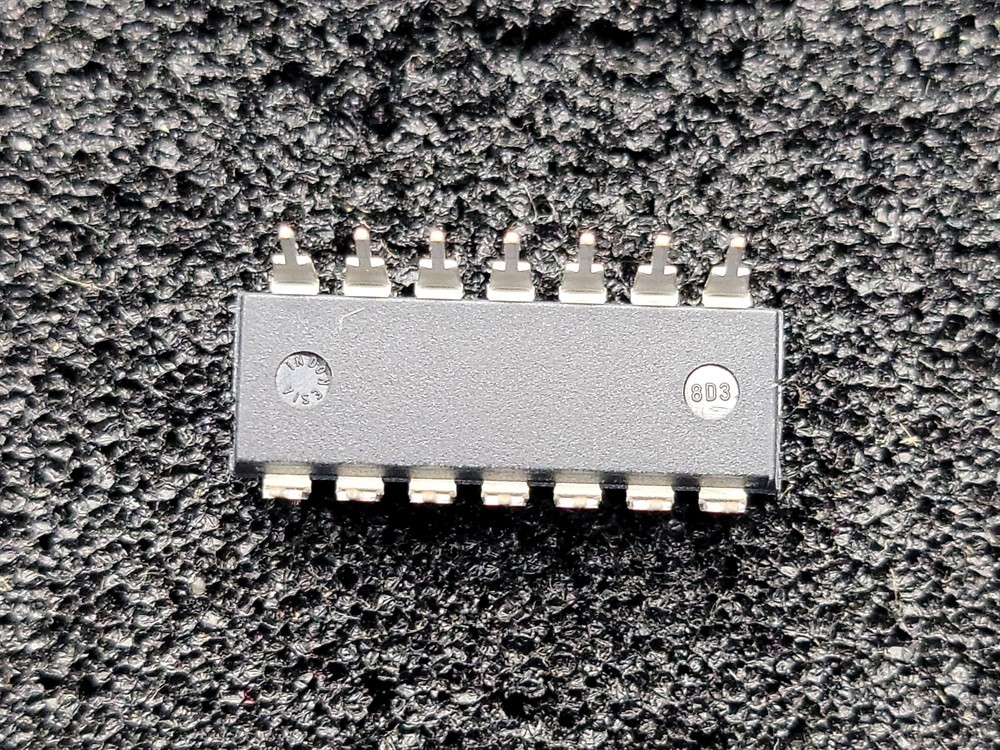 New (14pcs) MC14011BCPG ONSEMI IC Logic