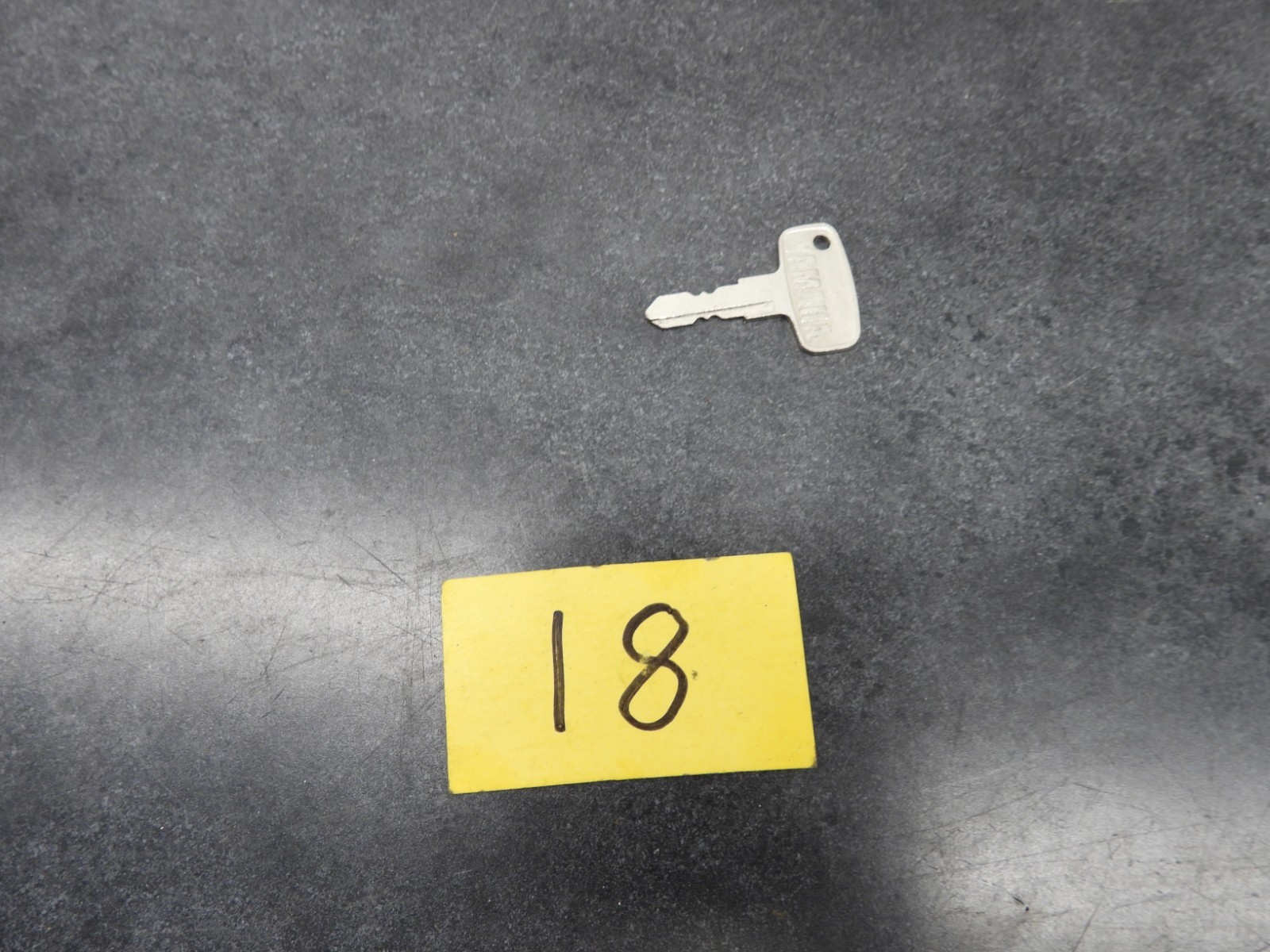1970’s Yamaha NOS Key 2631    #18   2330