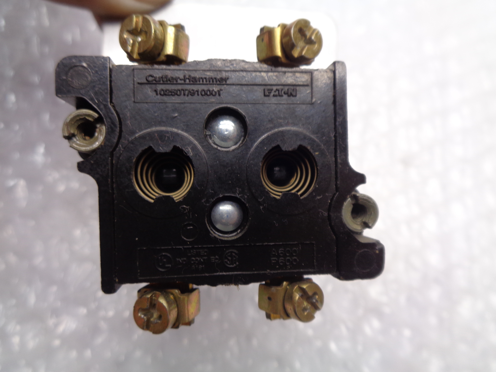 CUTLER HAMNER 10250T/910001 SELECTOR SWITCH NSNP