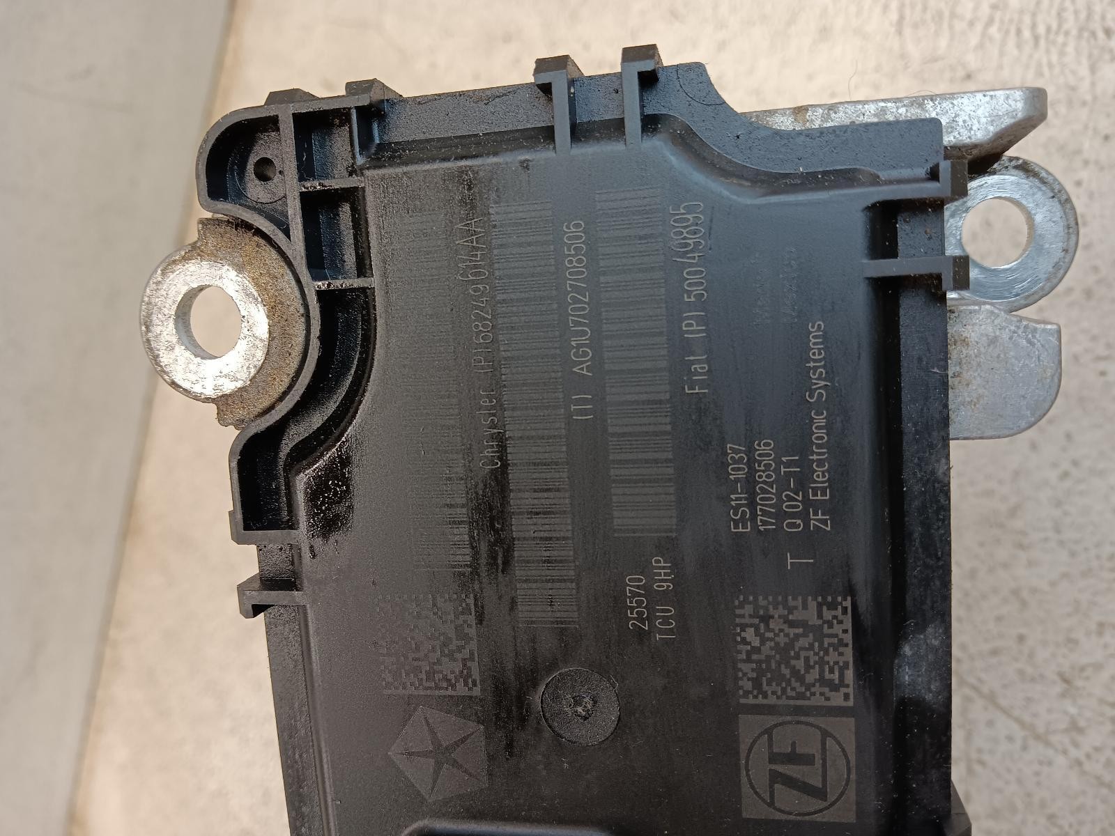 17 18 19 CHRYSLER PACIFICA Chassis Brain Box