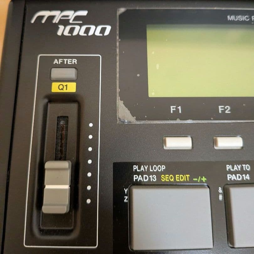 AKAI MPC1000 Black Sampler Sequencer 128MB Expanded JJ-OS w/ Box CF Tested