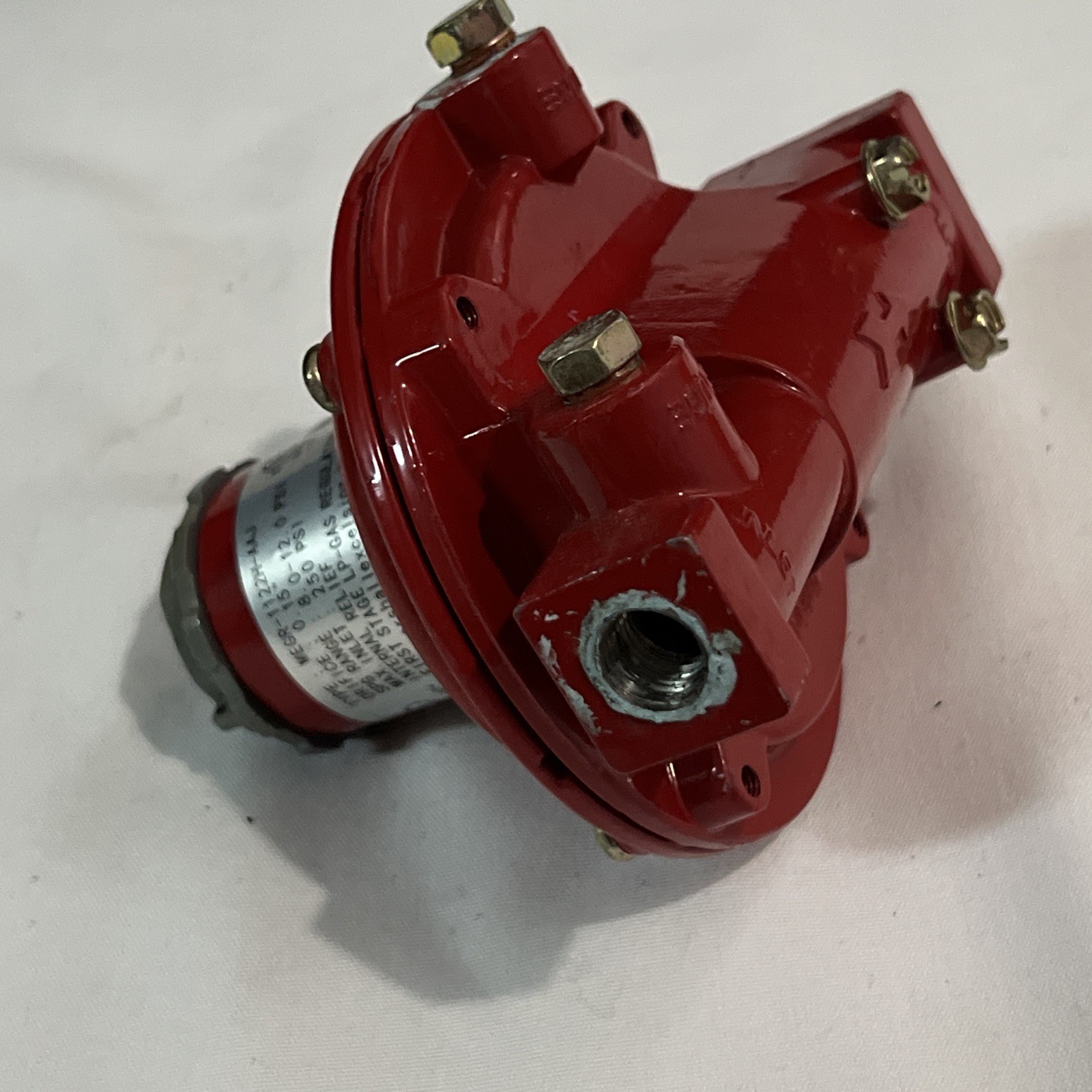 Marshall 1122H-AAJ First Stage Propane LP Regulator 10PSI Output 1/4" x 1/2"