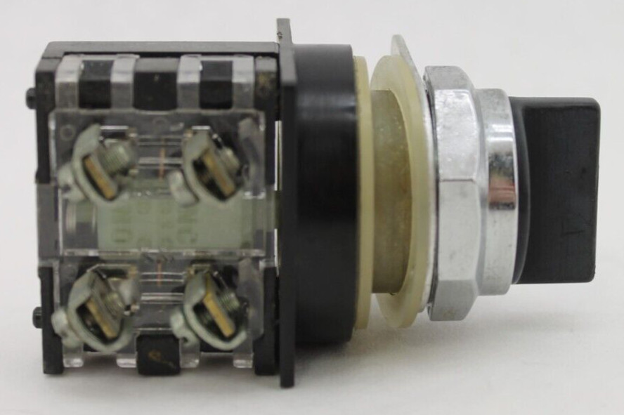 Used GE CR104P Contact Block with Black Selector Switch
