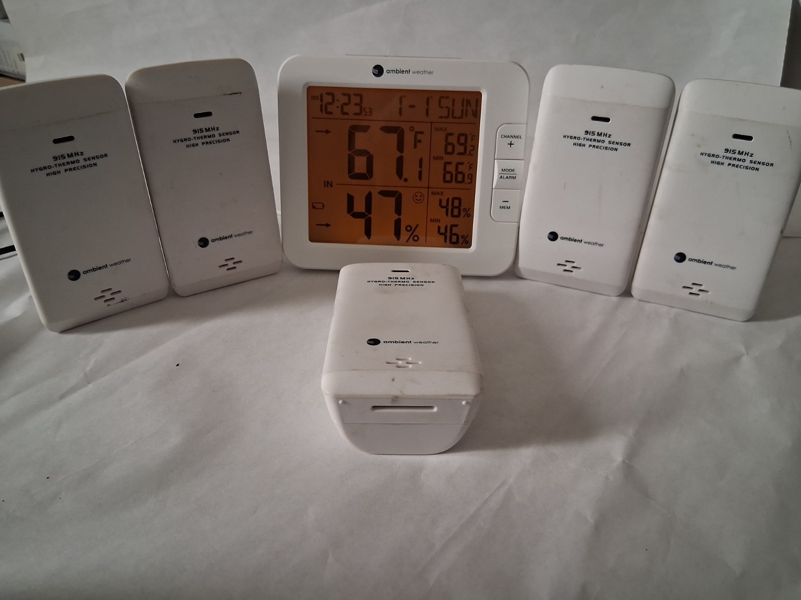 Ambient Weather  station WS-8482 wireless 7-Channel  Remote Monitoring 5 SENSORS