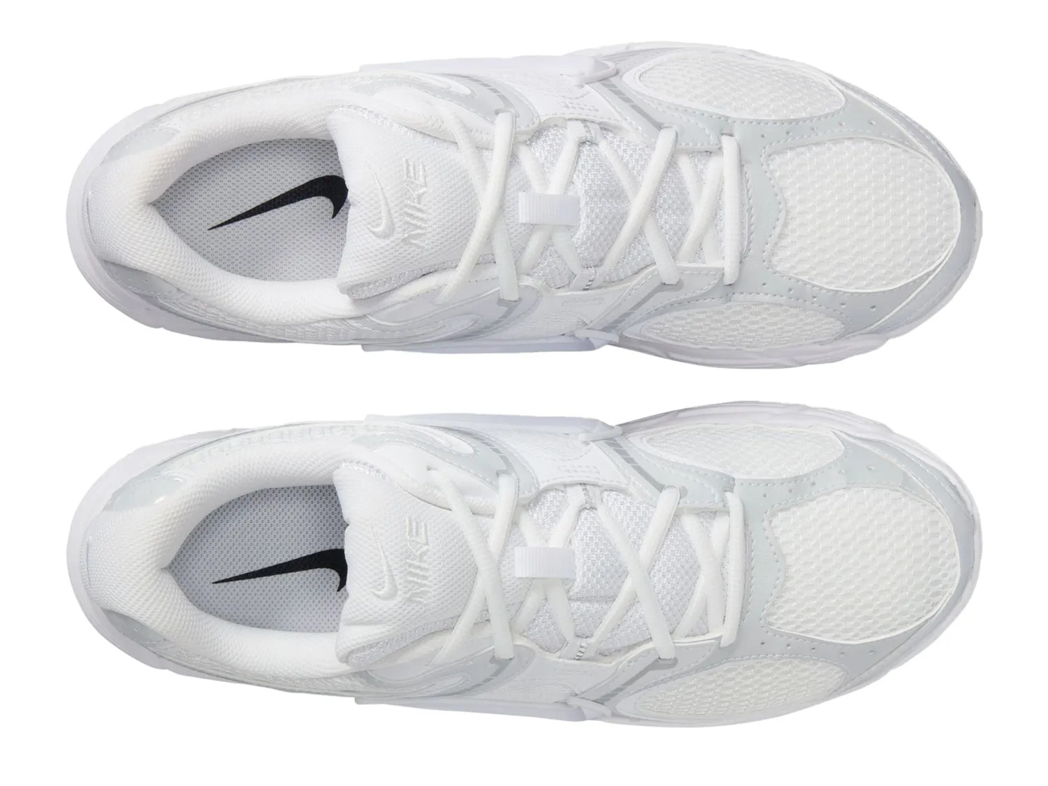 Nike V5 RNR Sneaker - Men's