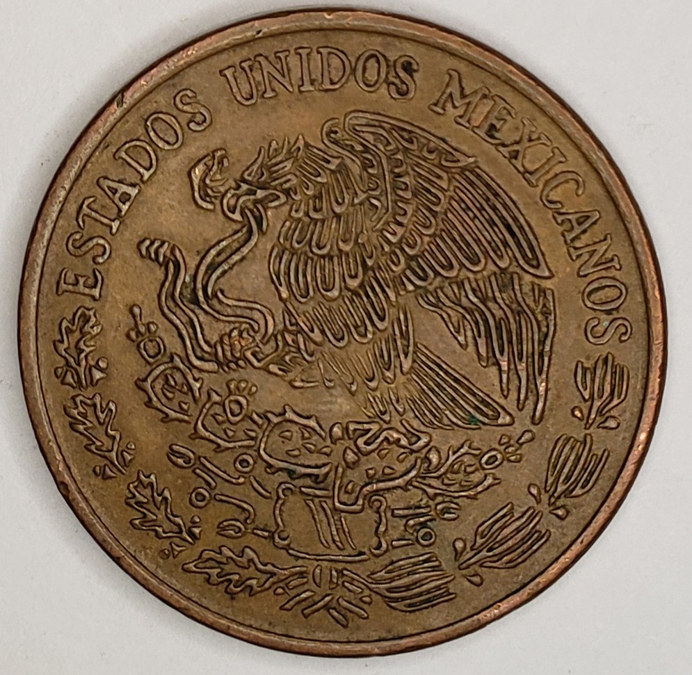 1973 Mexico 20 Centavos • XF/AU Detail • Teotihuacán Pyramid • Bronze Coin
