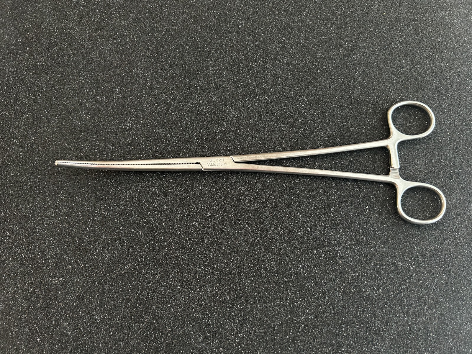 V. Mueller GL3211 Rochester-Pean Forcep 10"