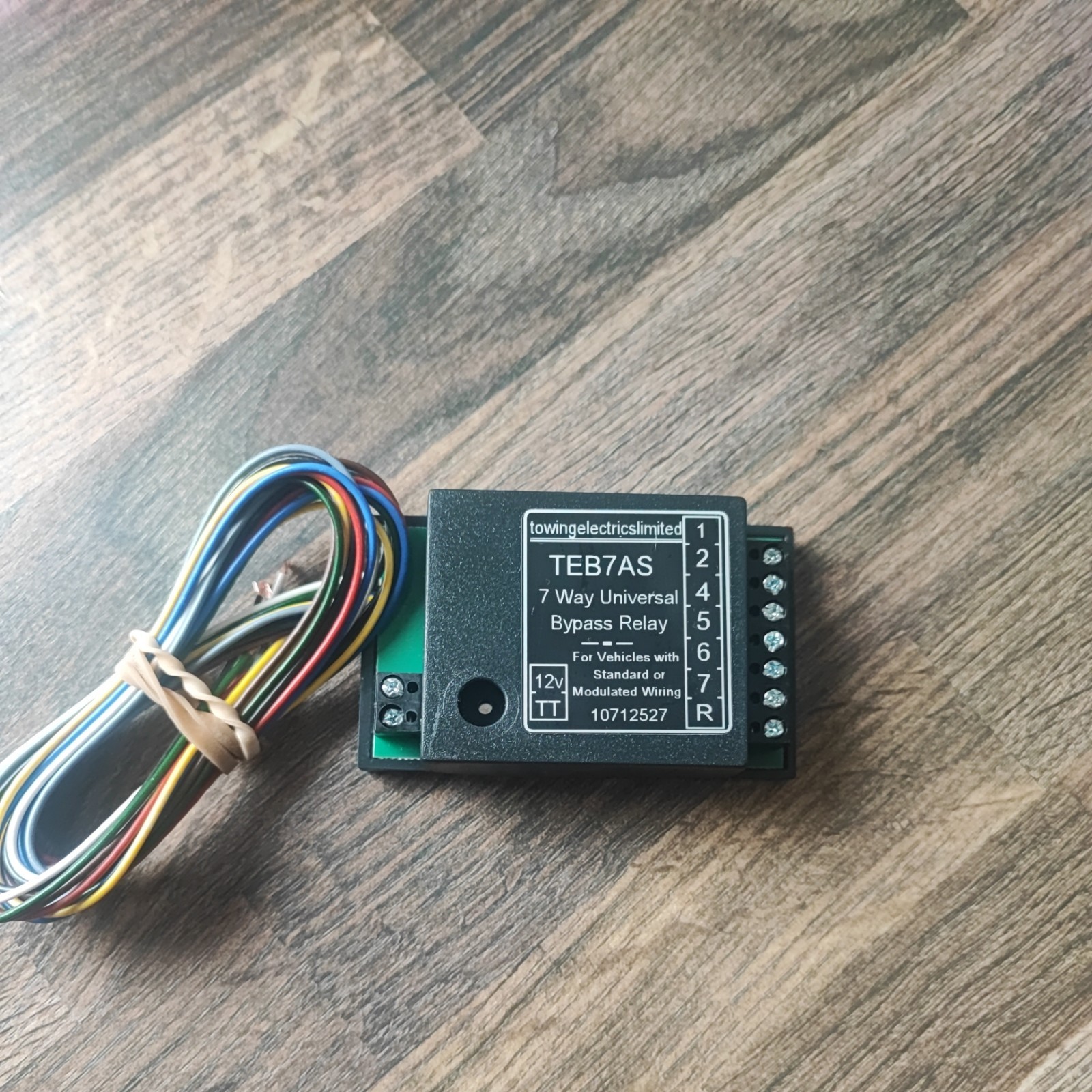TEB7AS 7 WAY SMART CHIP UNIVERSAL INTERFACE BYPASS TOWING RELAY