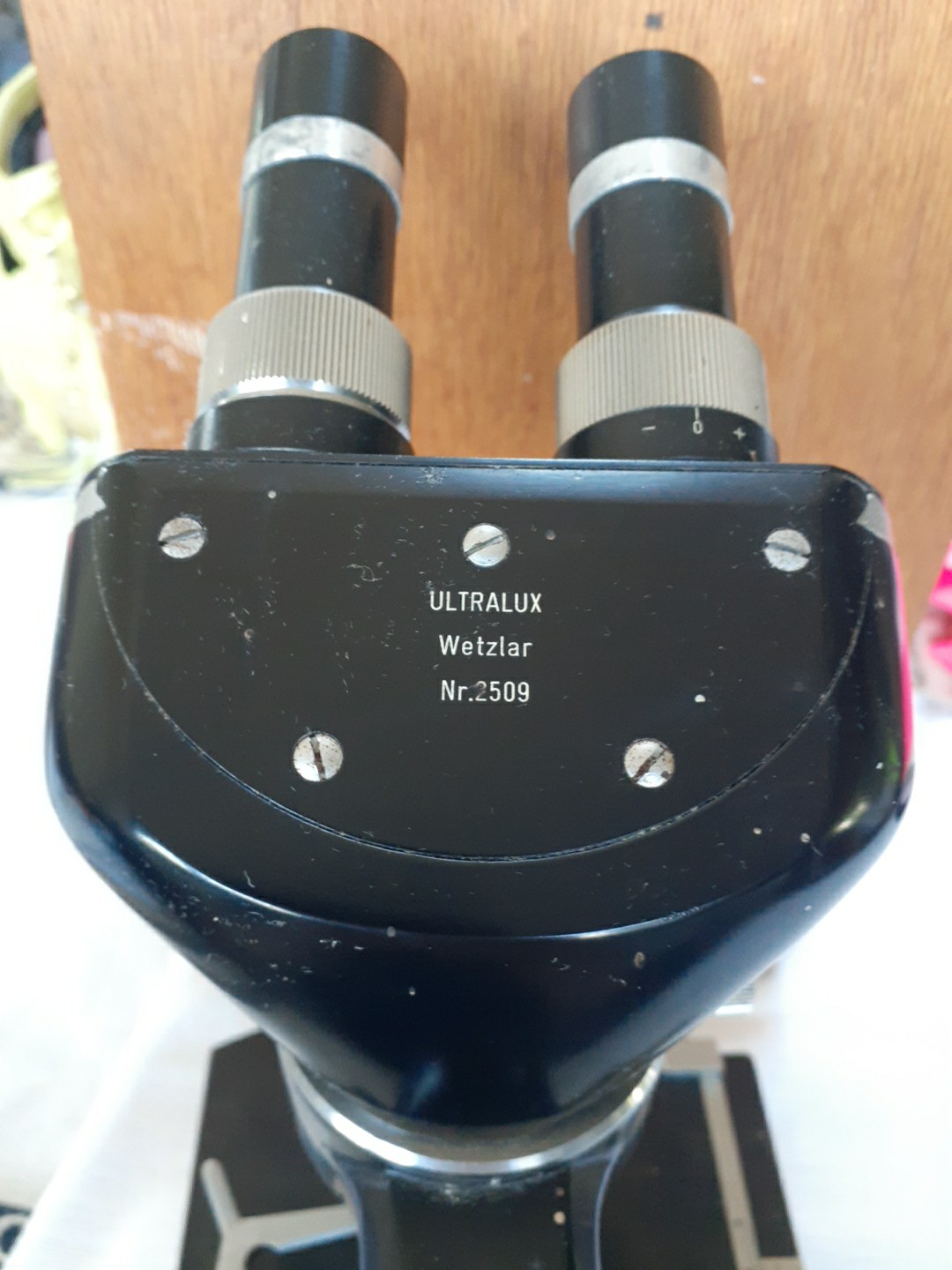 Vintage Ultralux Wetzlar Microscope w Case