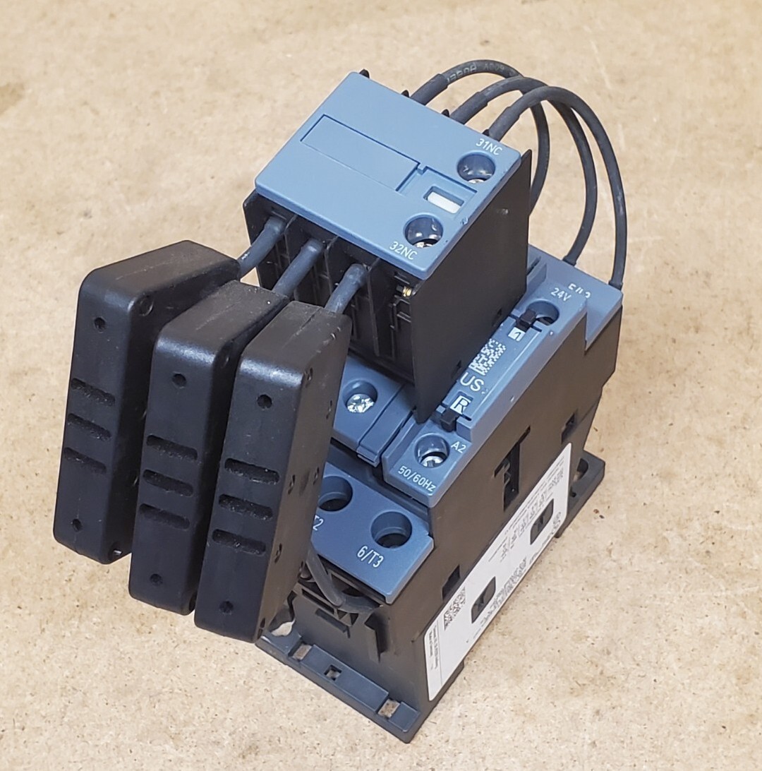 SIEMENS 3RT2627-1AC25 Capcitor  Contactor. 24V