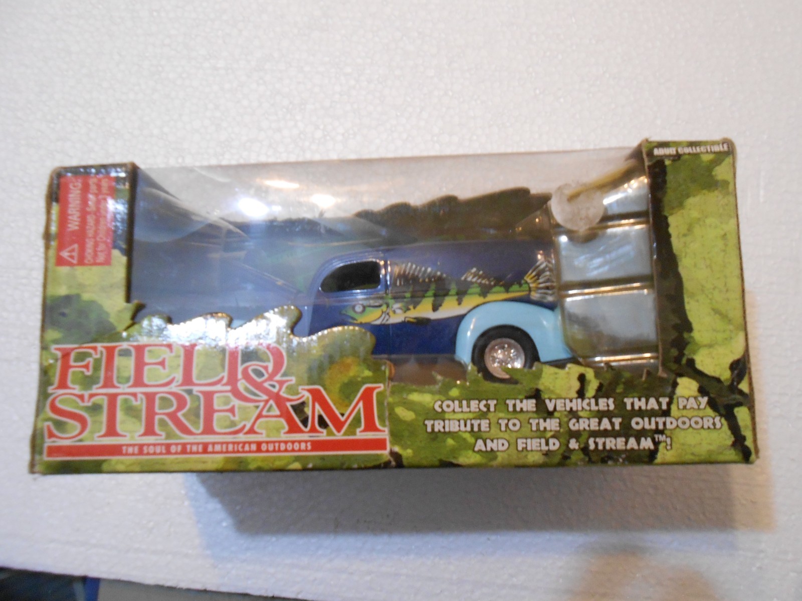 RACING CHAMPIONS  FIELD AND STREAM #2