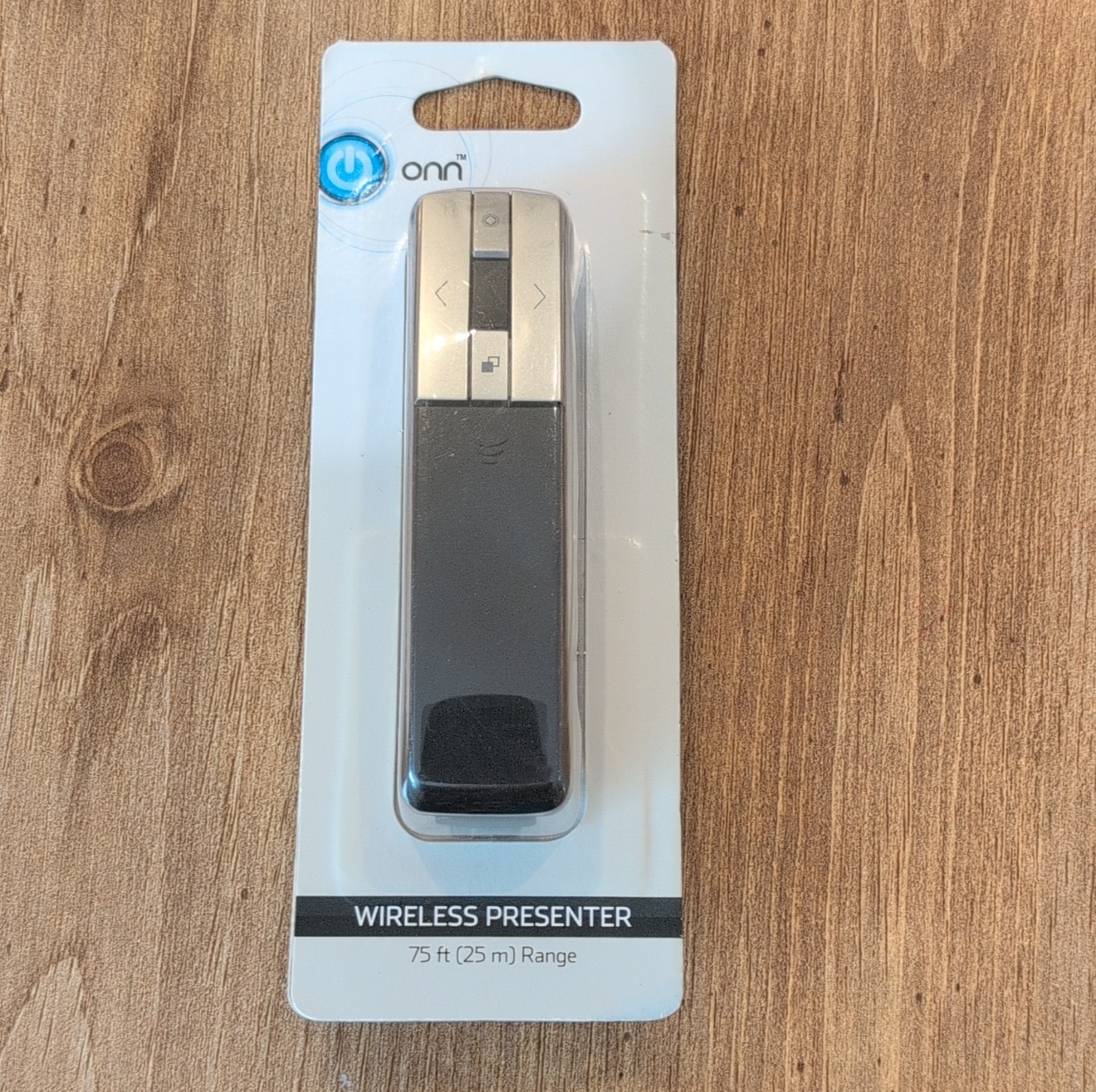 ONN Wireless Presenter Pointer Black 75 ft Range Laser Slideshow ONA17H0008