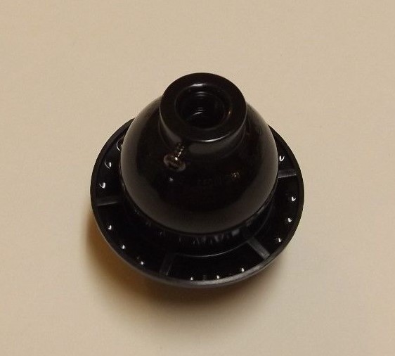 BLACK PHENOLIC SHORT KEYLESS THREADED LAMP SOCKET WITH RING E26 NEW 30539J