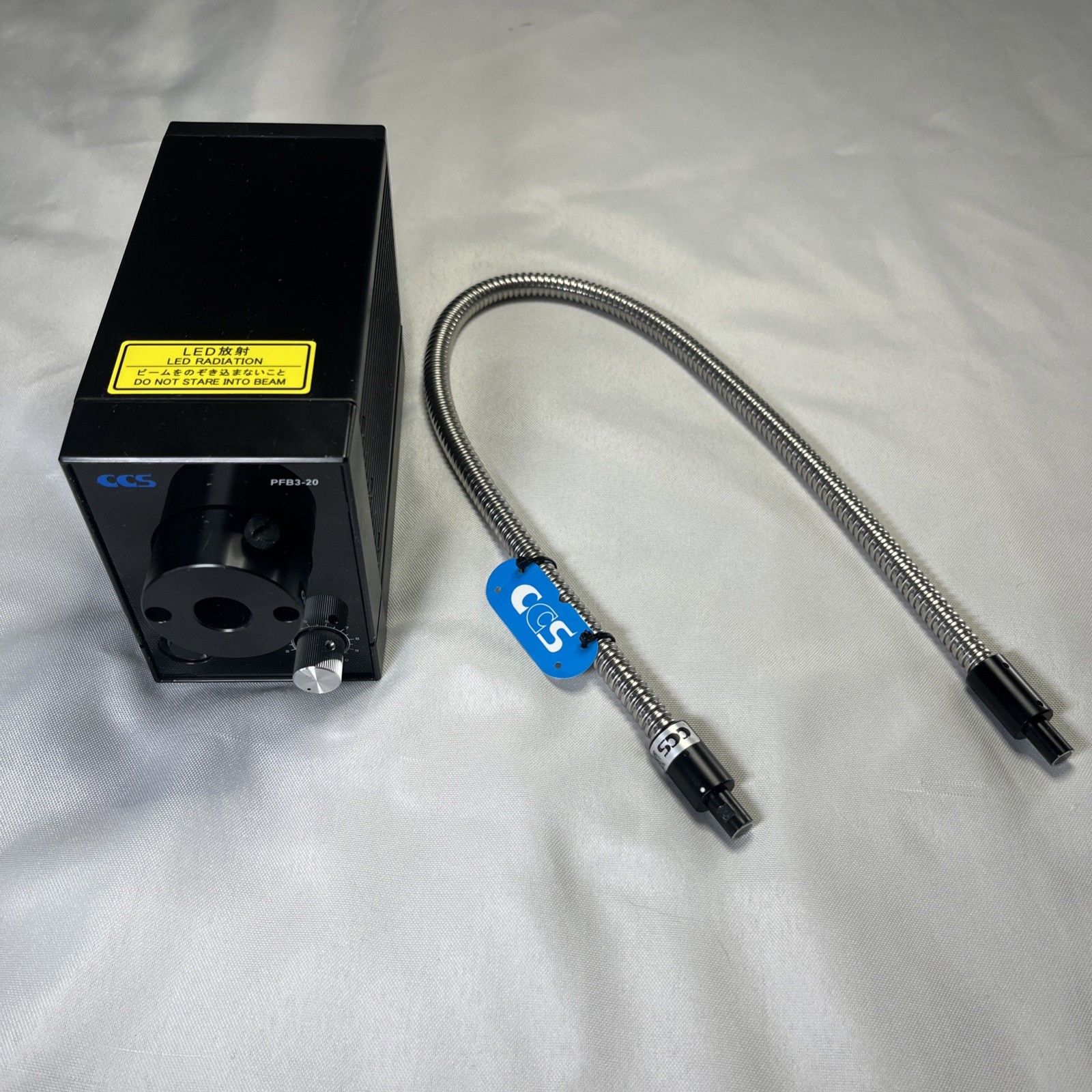 CCS PFB3-20SW-F-JT LED Light Source w/ HFS-14-500 Light Guide