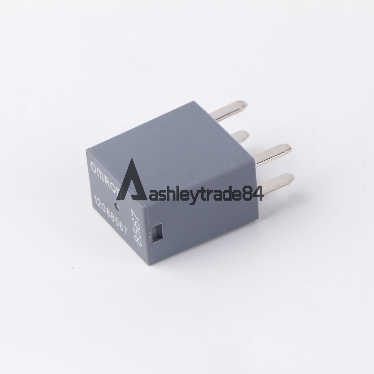 ONE NEW OMRON 12088567 RELAY 4PIN