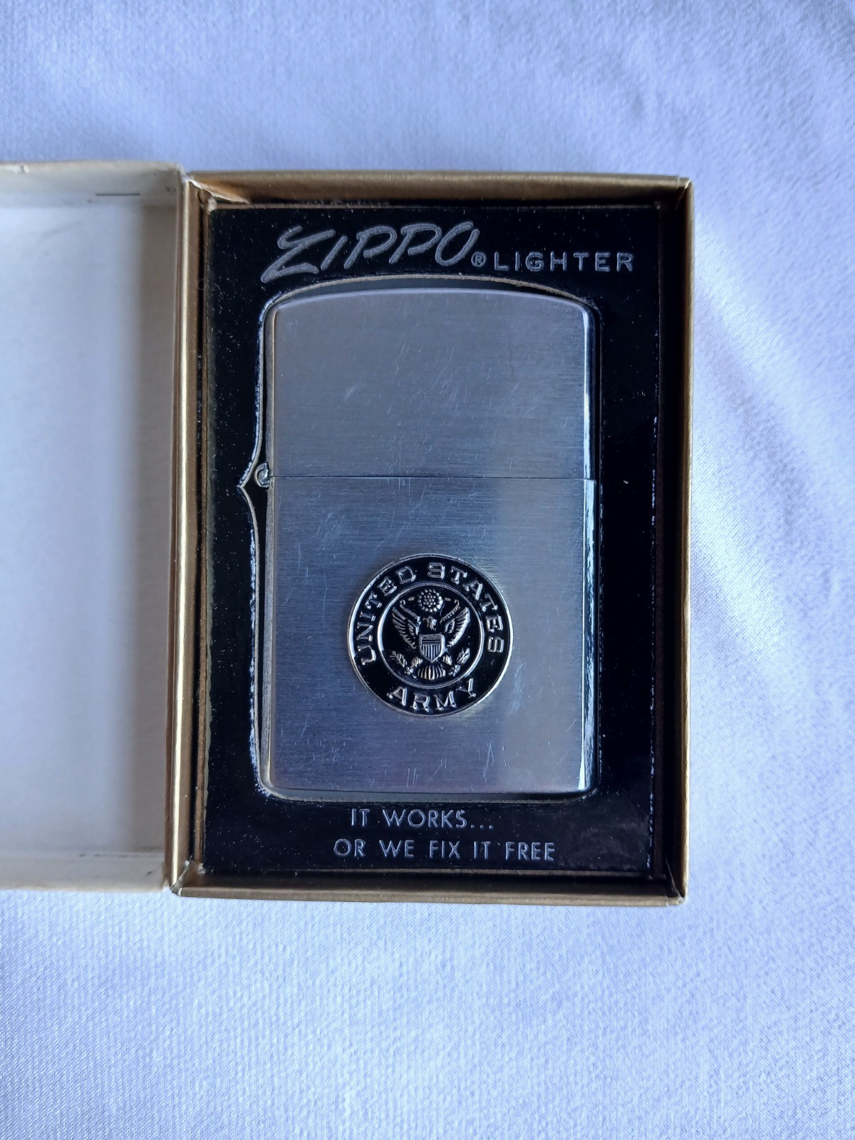 Vintage US Army Lighter ATCO Japan Unfired NOS + 1960s Zippo Box No 200 Flame