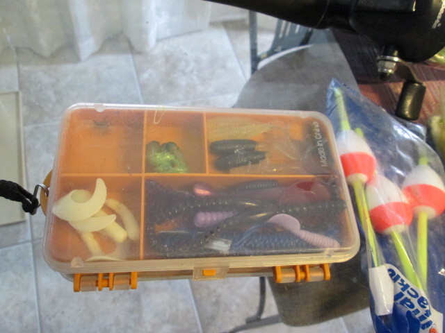 Worms Bobbins Lures