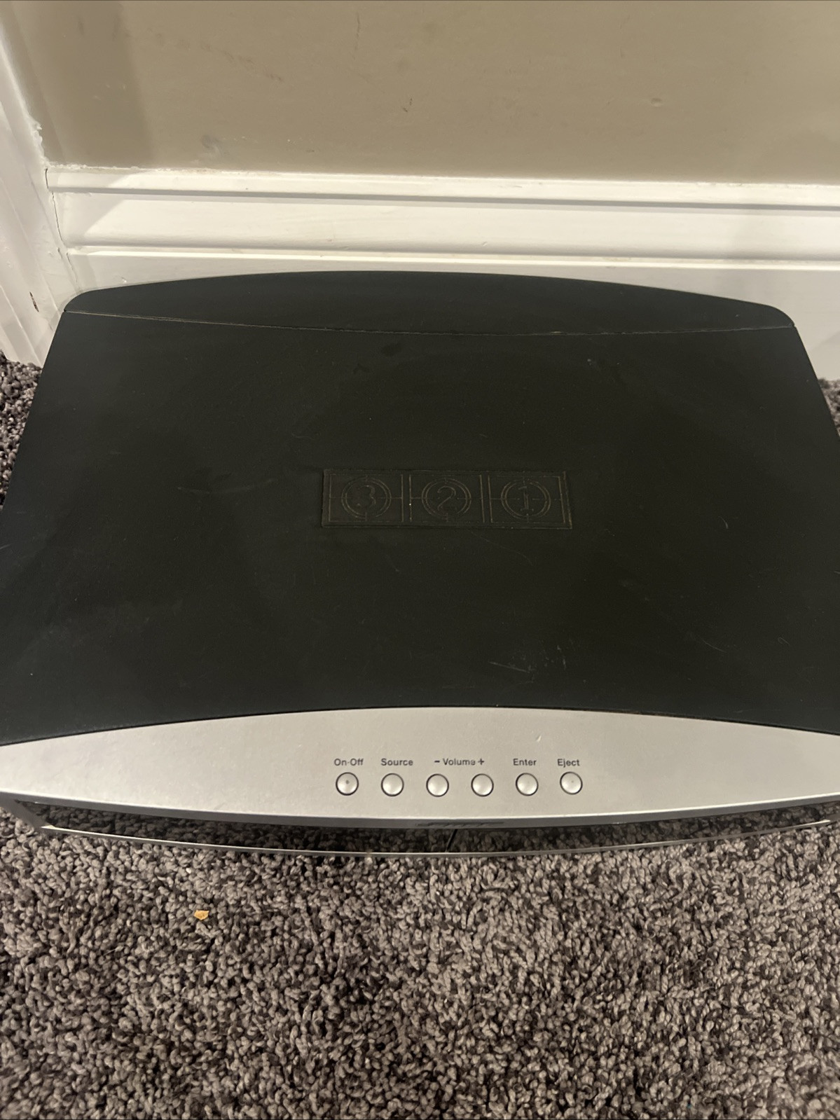 Bose Model AV 3 2 1 Media Center Console only Series 1 & REMOTE CABLES