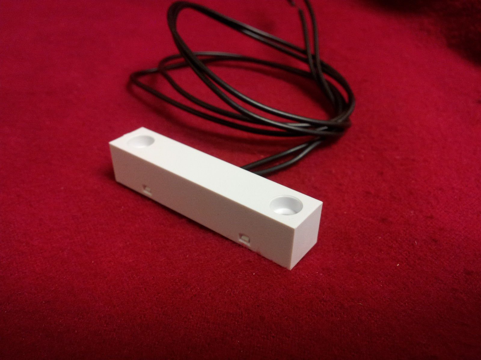 1 MAL Alarm System Switch Contact Sensor Window Door LED DC 12 volt