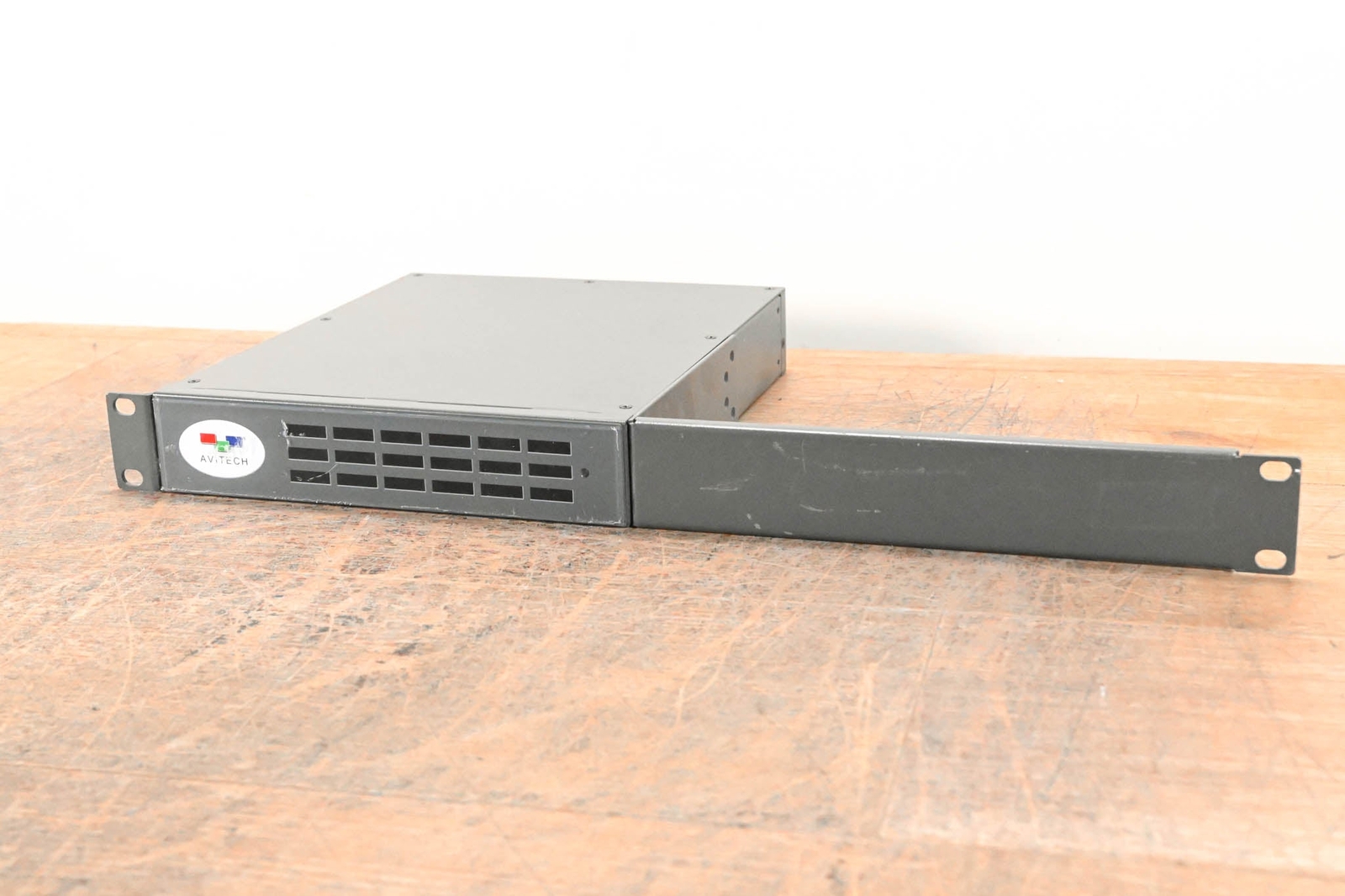 Avitech MCC-8001U Image Scaler / Processor CG01CA0