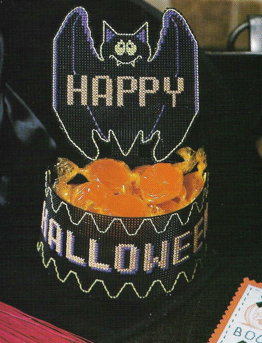 BAT CANDY KEEPER BASKET HALLOWEEN PLASTIC CANVAS PATTERN INSTRUCTIONS