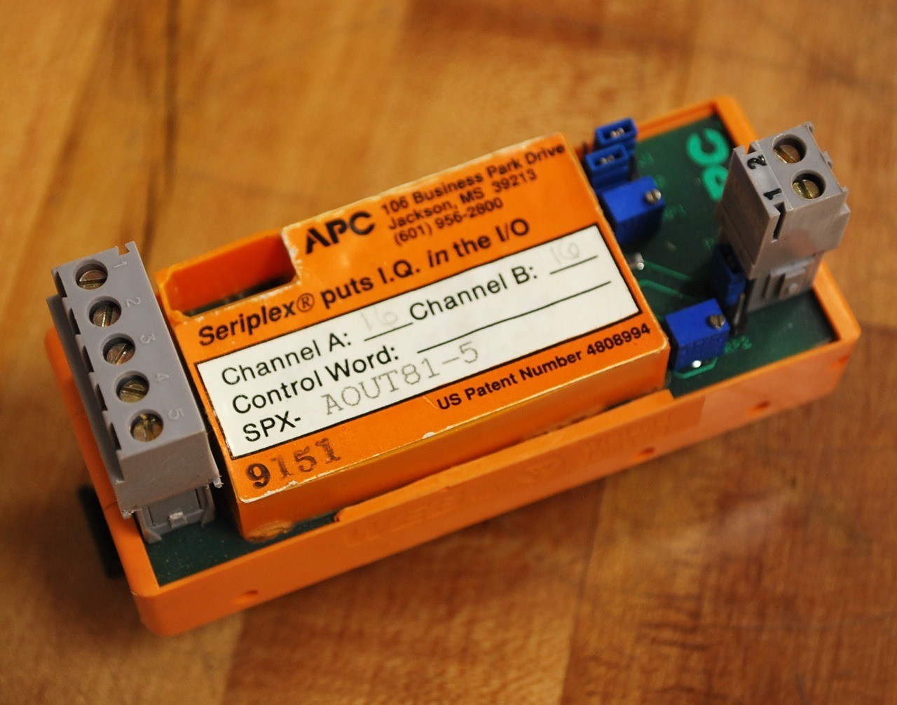 APC Seriplex SPX-AOUT81-5 I/O Module, SPXAOUT815 - USED