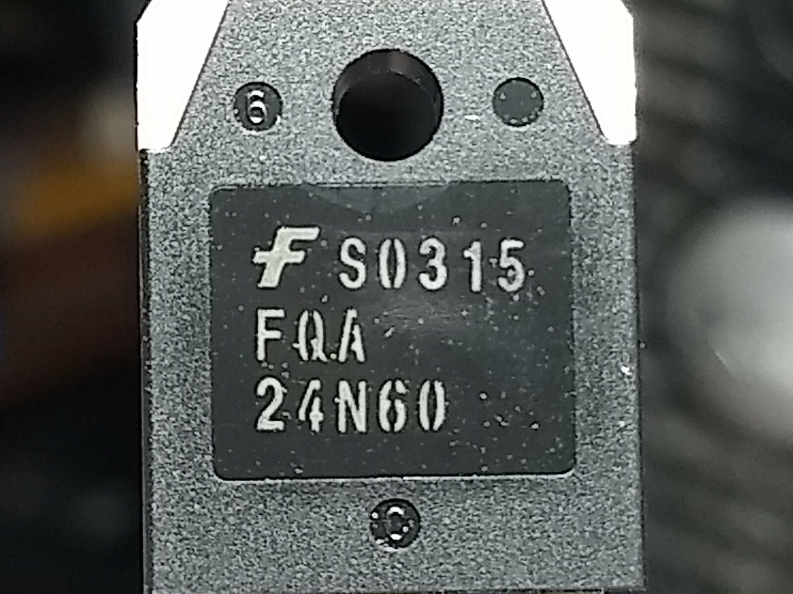 2 pieces genuine Fairchild FQA24N60 23.5 AMP 600V N-Channel QFET MOSFET  (USA)